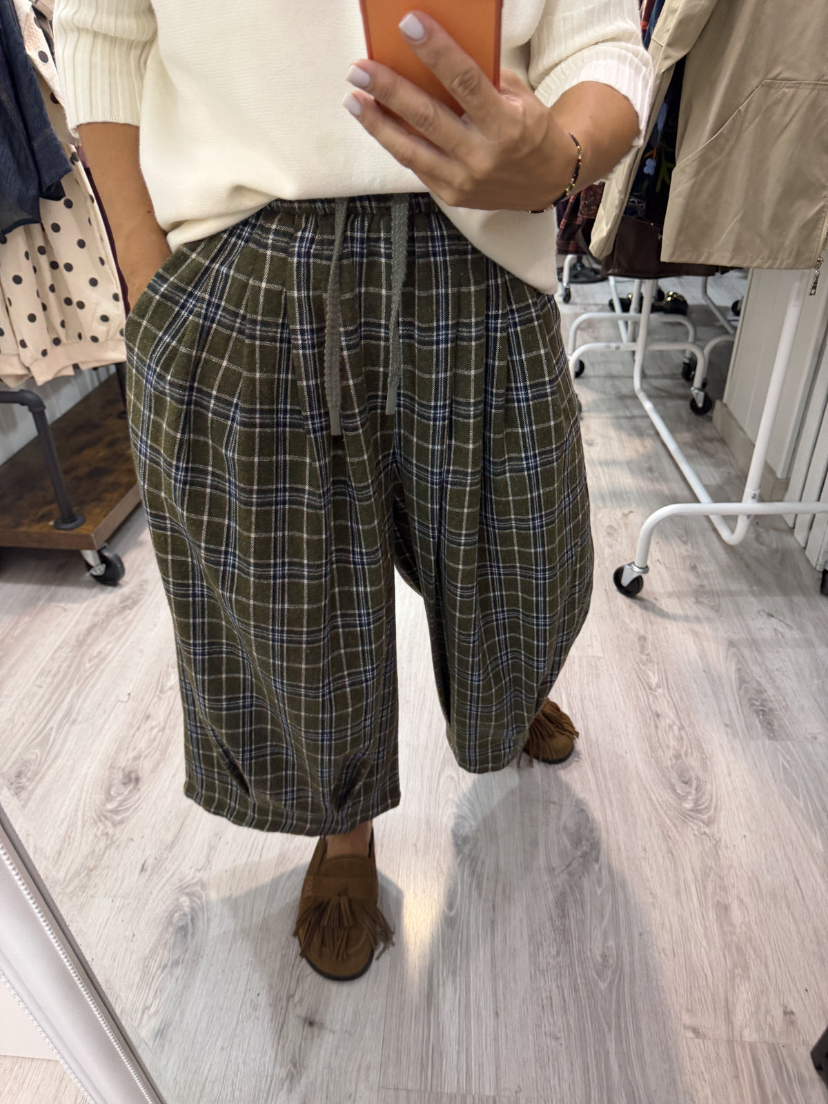 Pantalón Fuji verde, azul y crema