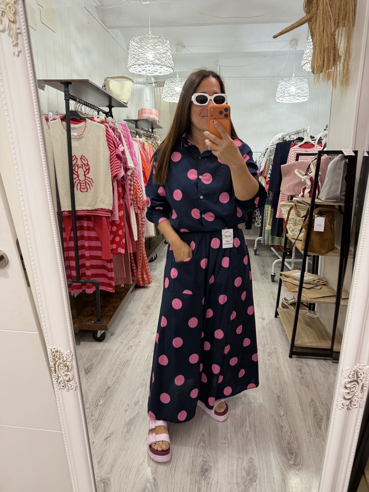 Camisa Caetana topos azul y fucsia