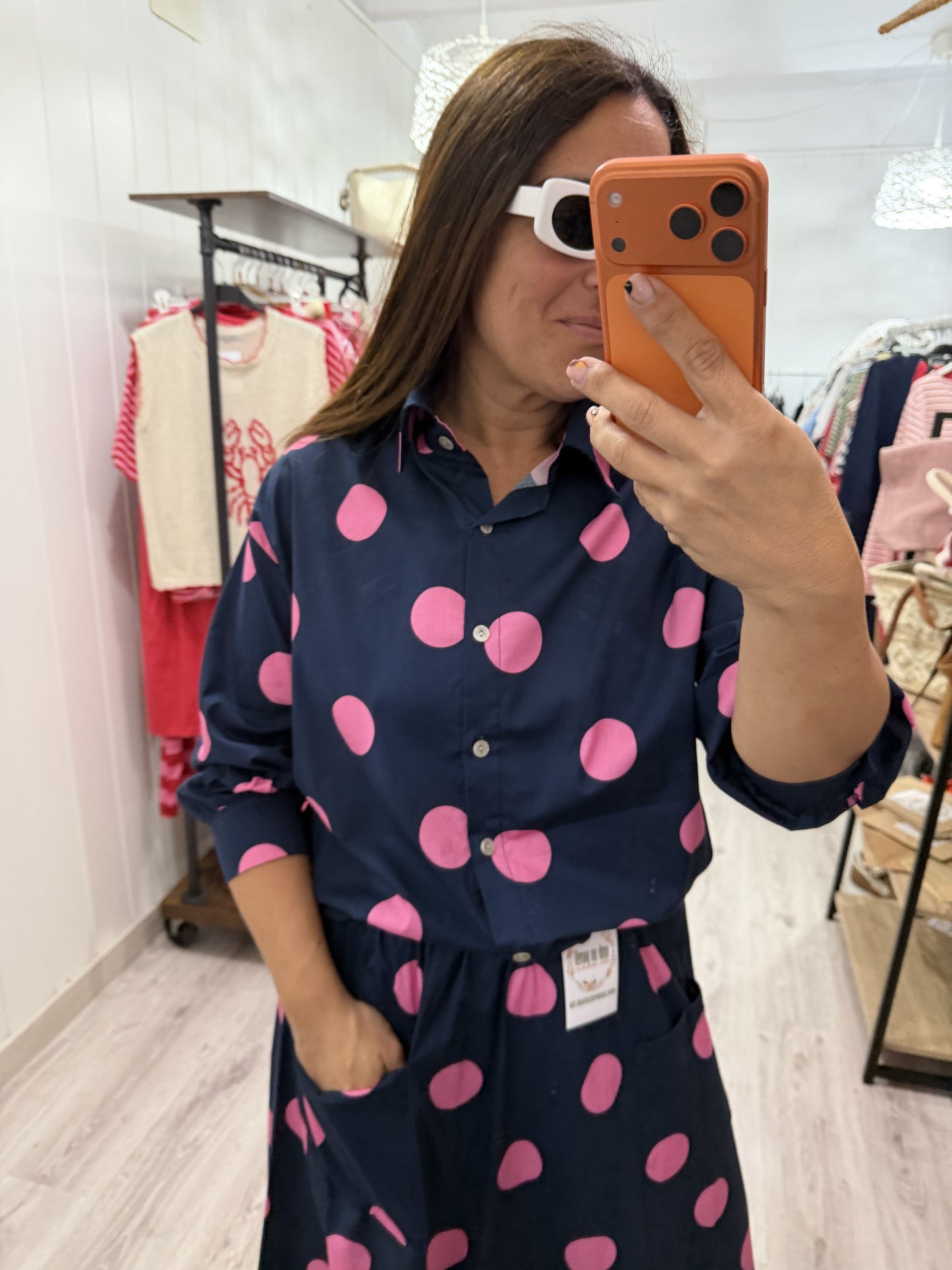 Camisa Caetana topos azul y fucsia