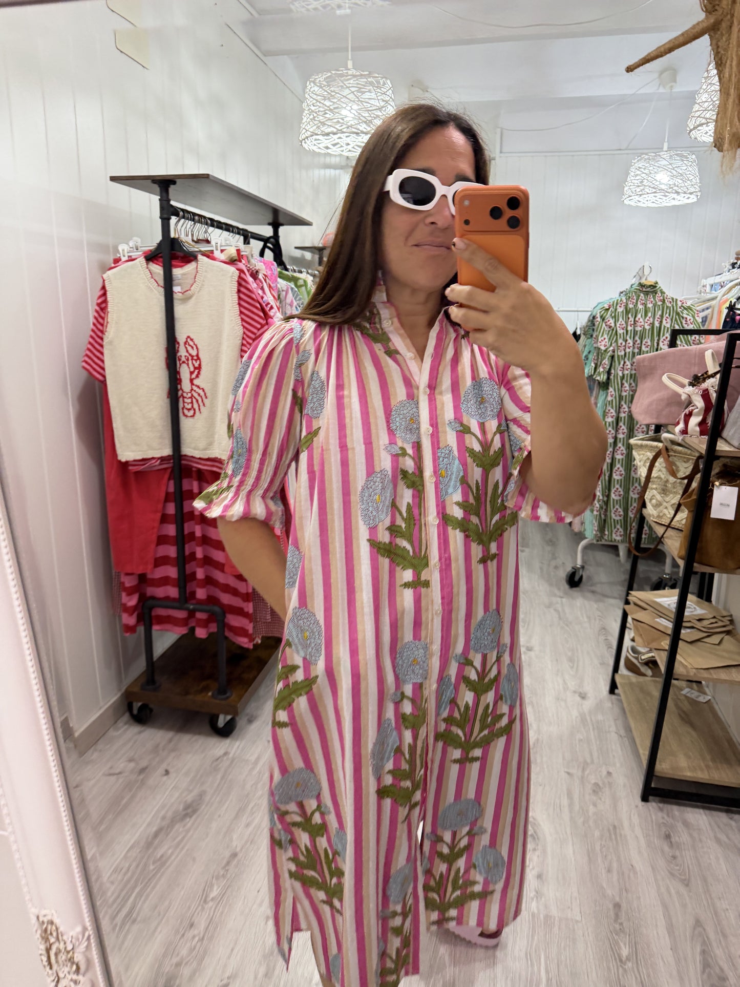 Vestido Sira largo · Fucsia blanco camelias