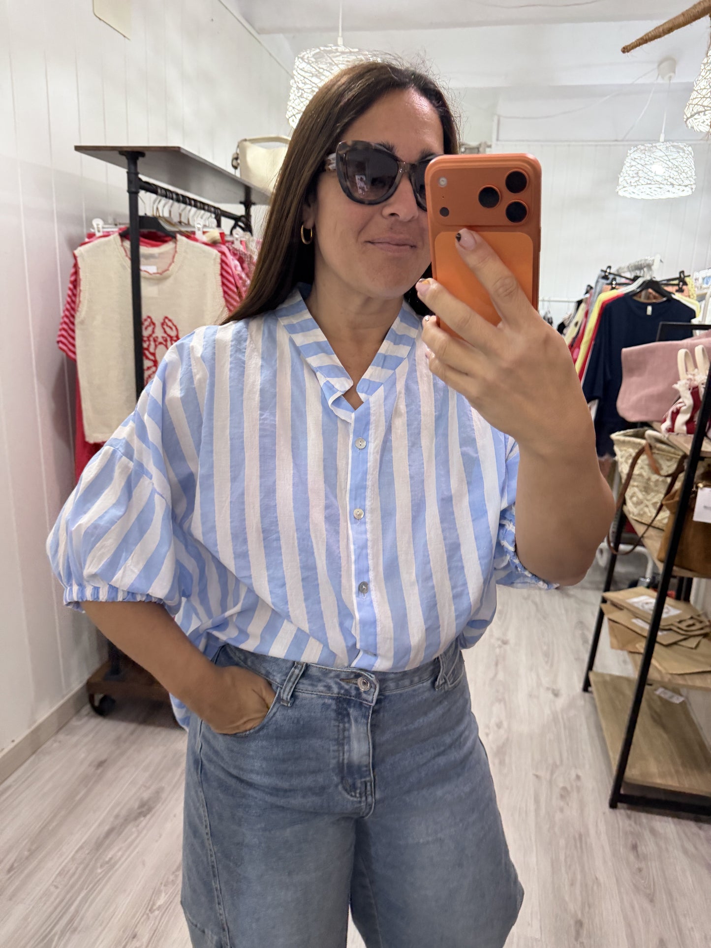 Blusa Marisa rayas cielo y blanco
