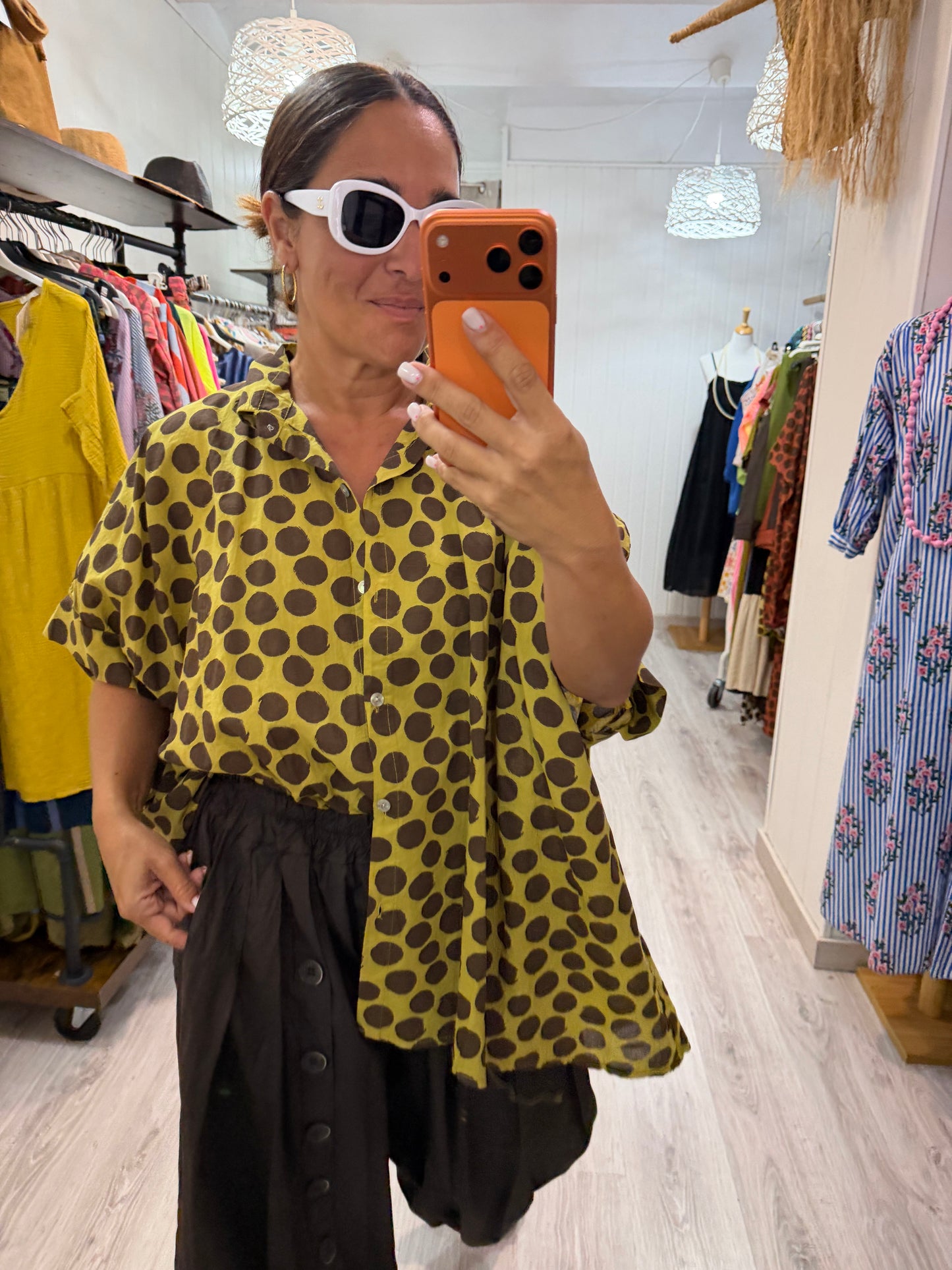 Blusón Lola oversize topos pistacho