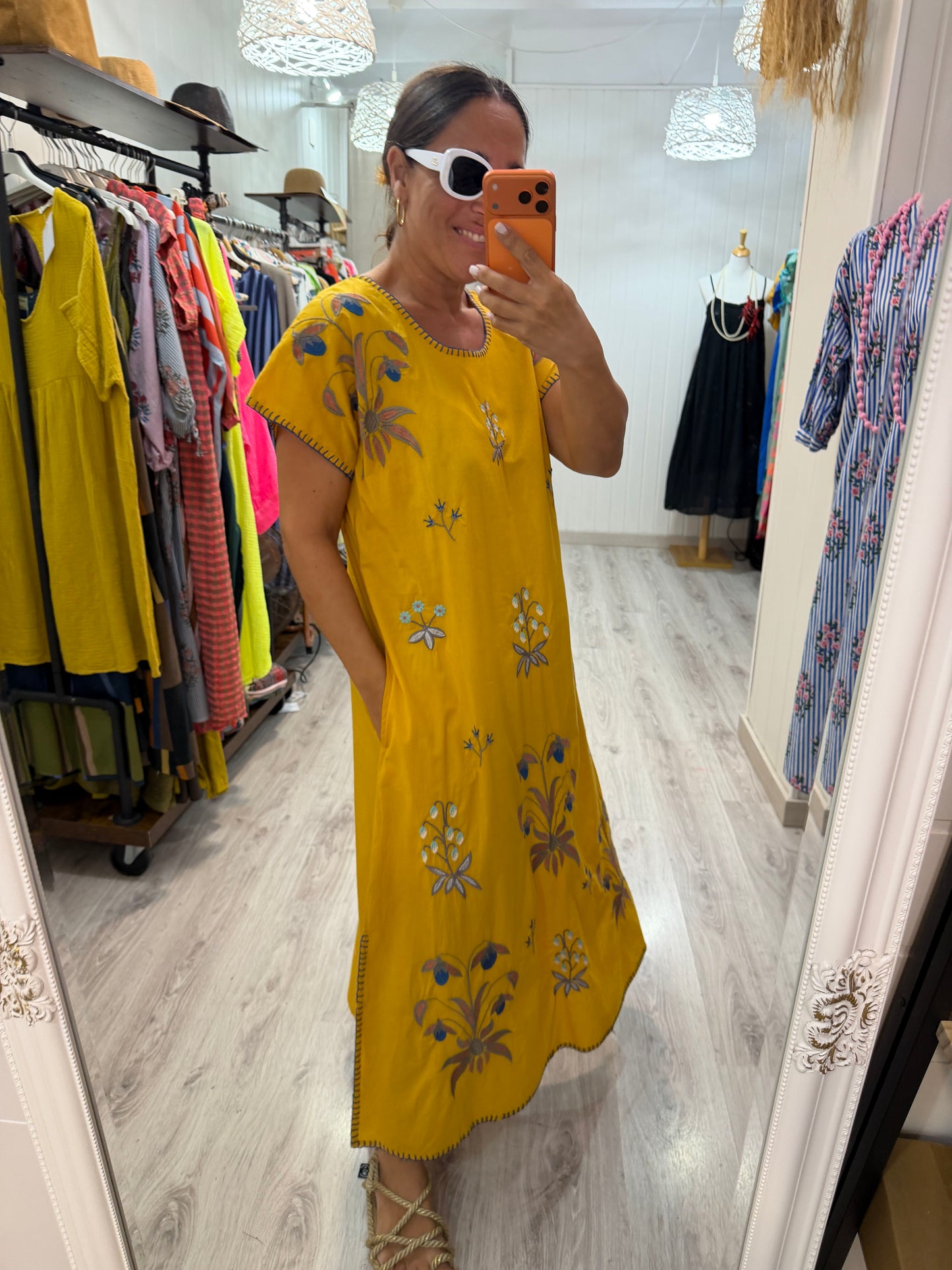 Vestido Mexicano Tijuana largo mostaza 1