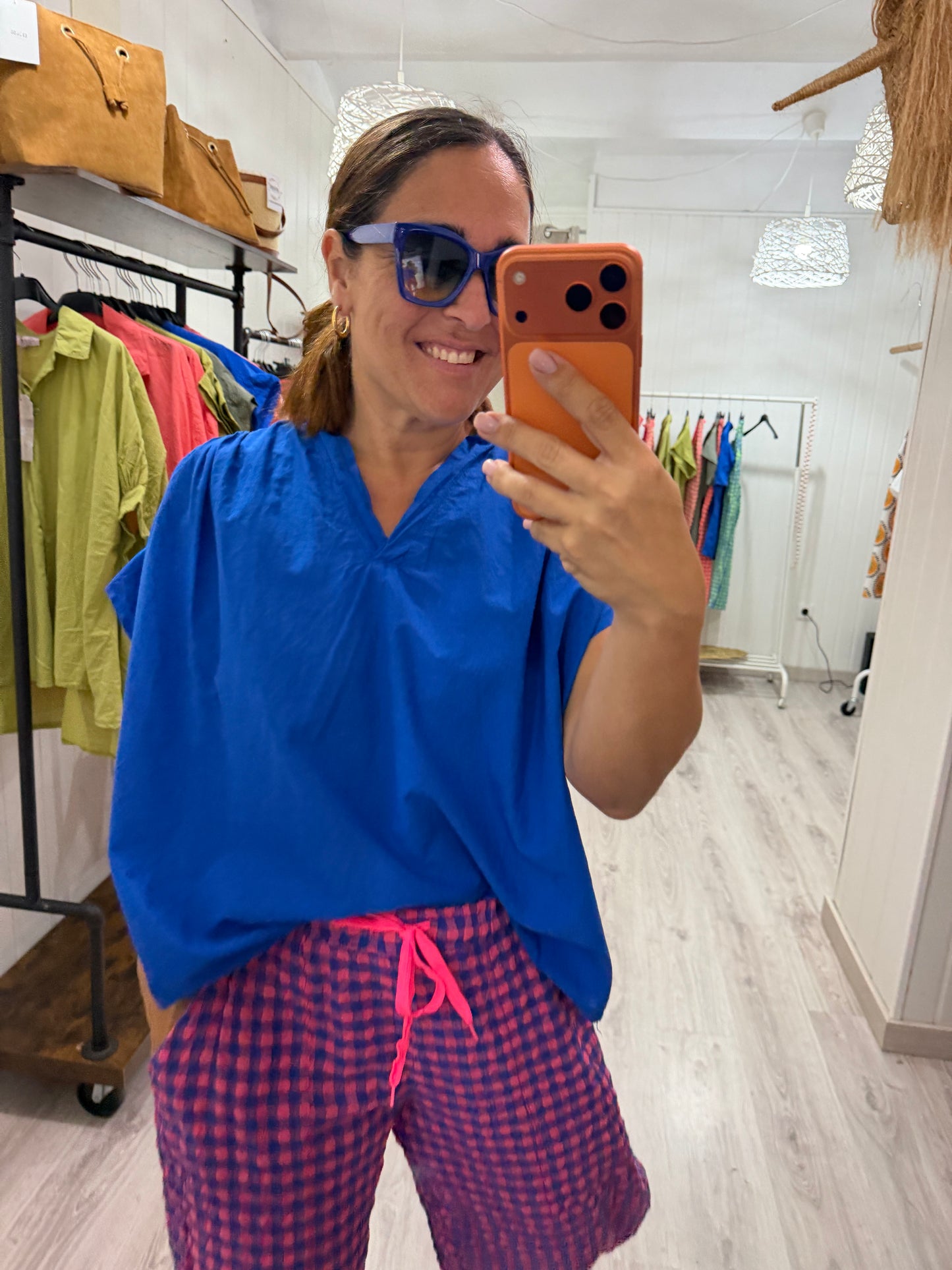 Blusa Amaia oversize azul klein