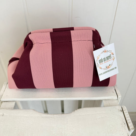 Bolso mano y bandolera Rayas rosa y burdeos
