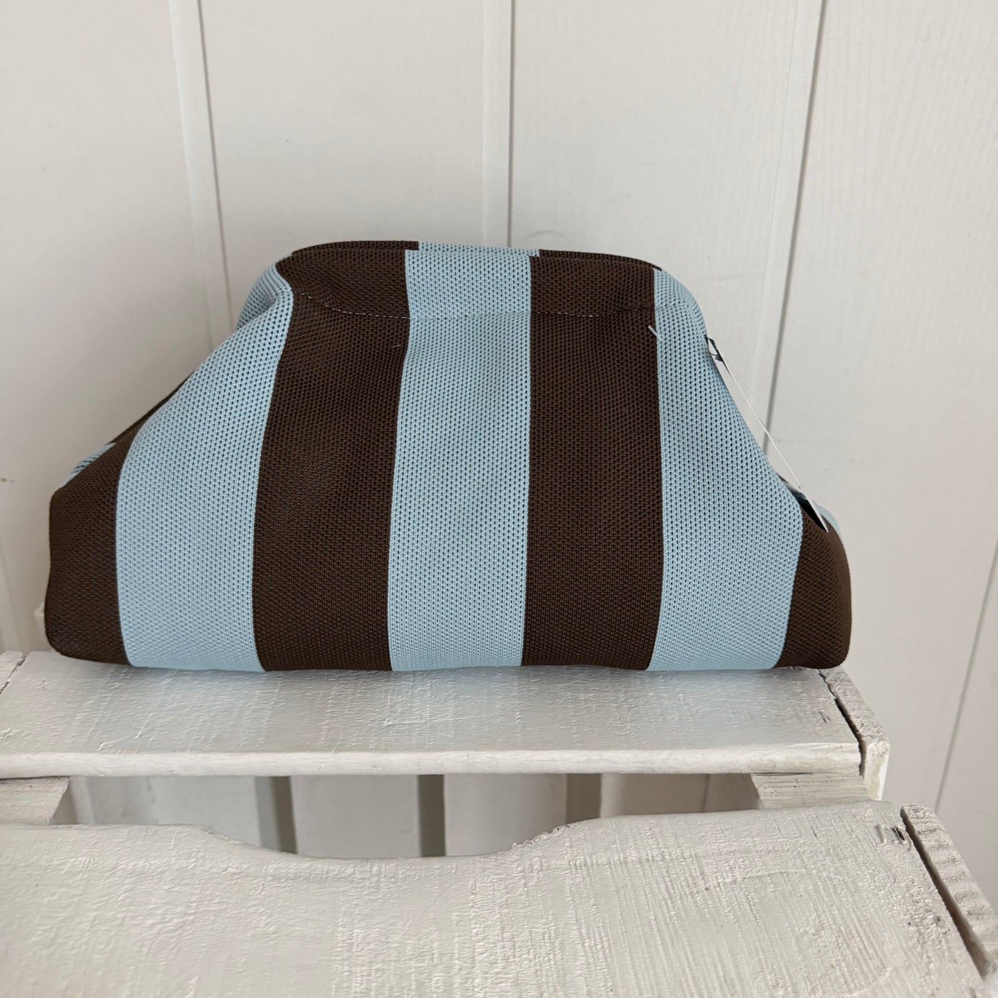 Bolso mano y bandolera Rayas azul cielo y chocolate