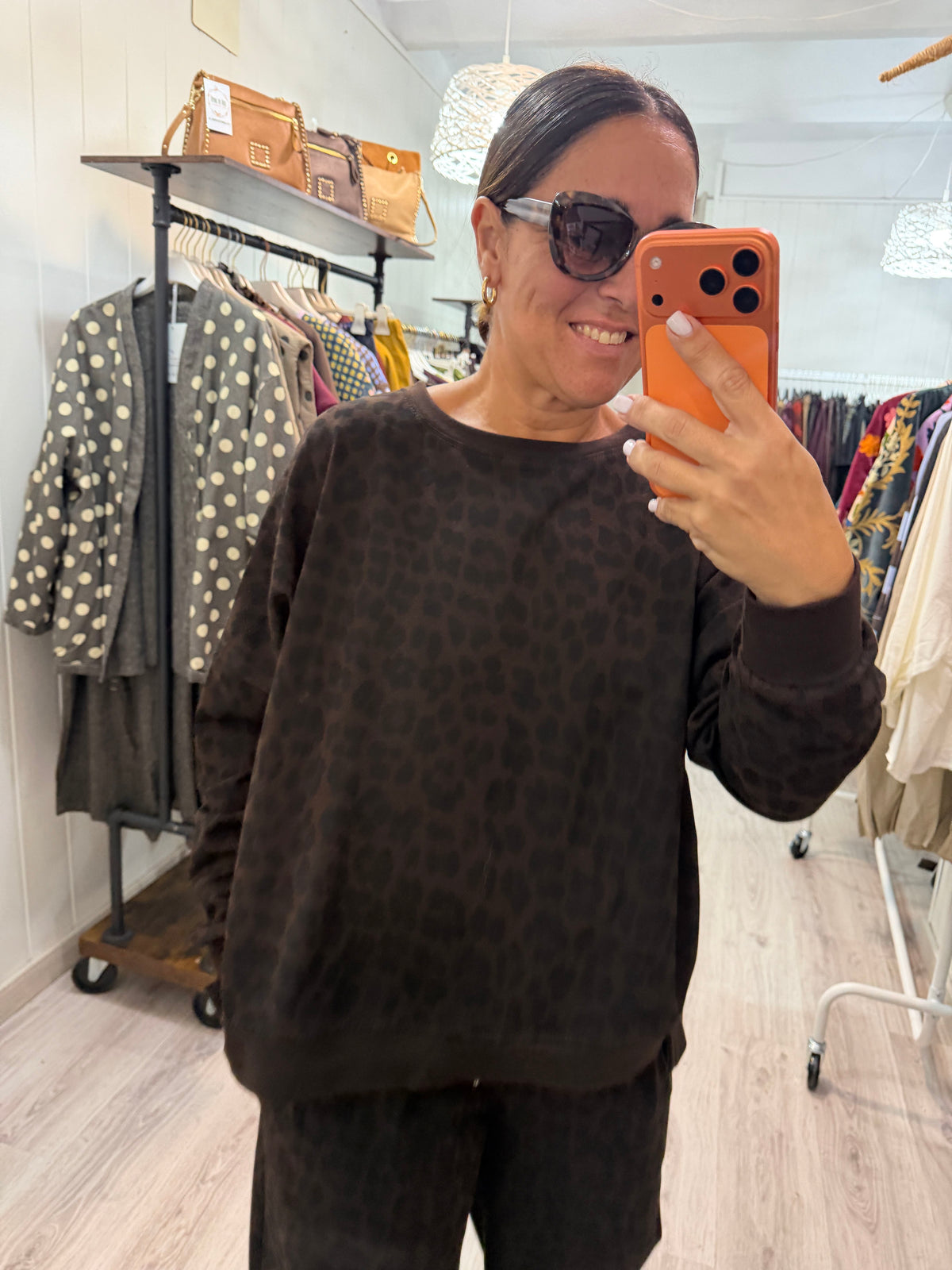 Conjunto Jogger animal print chocolate