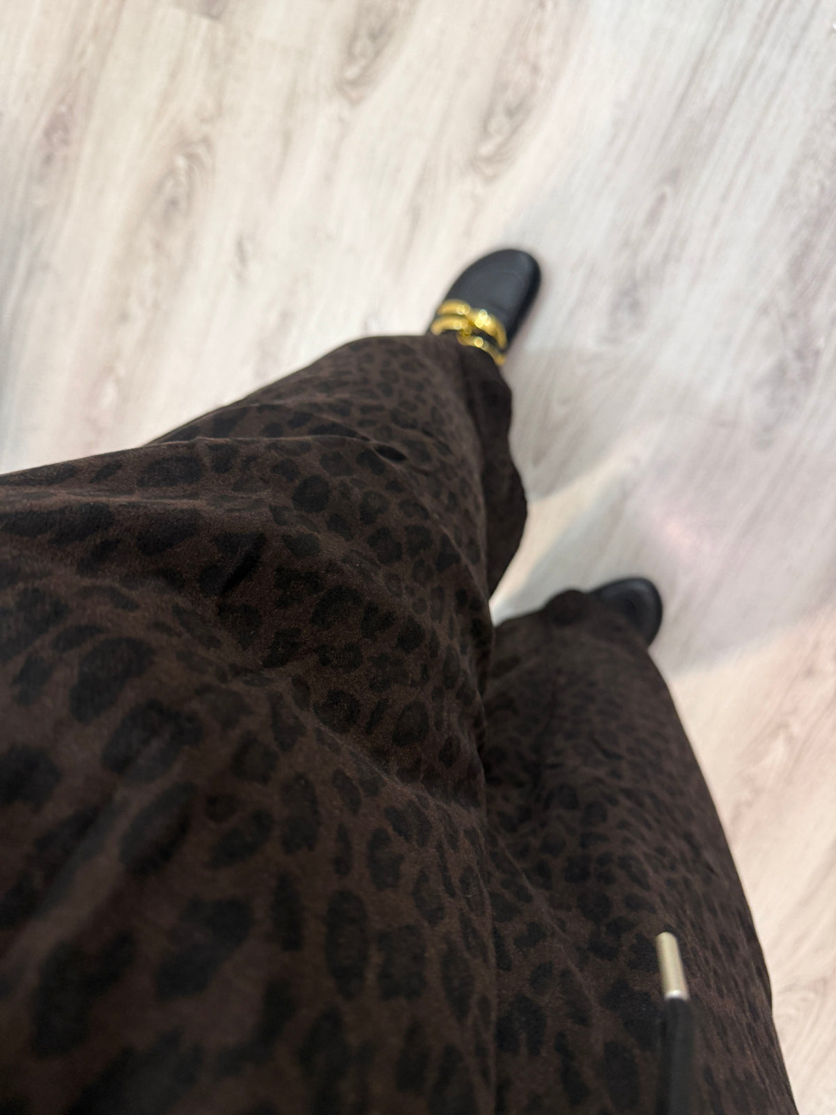 Pantalón Winter barrel animal print chocolate