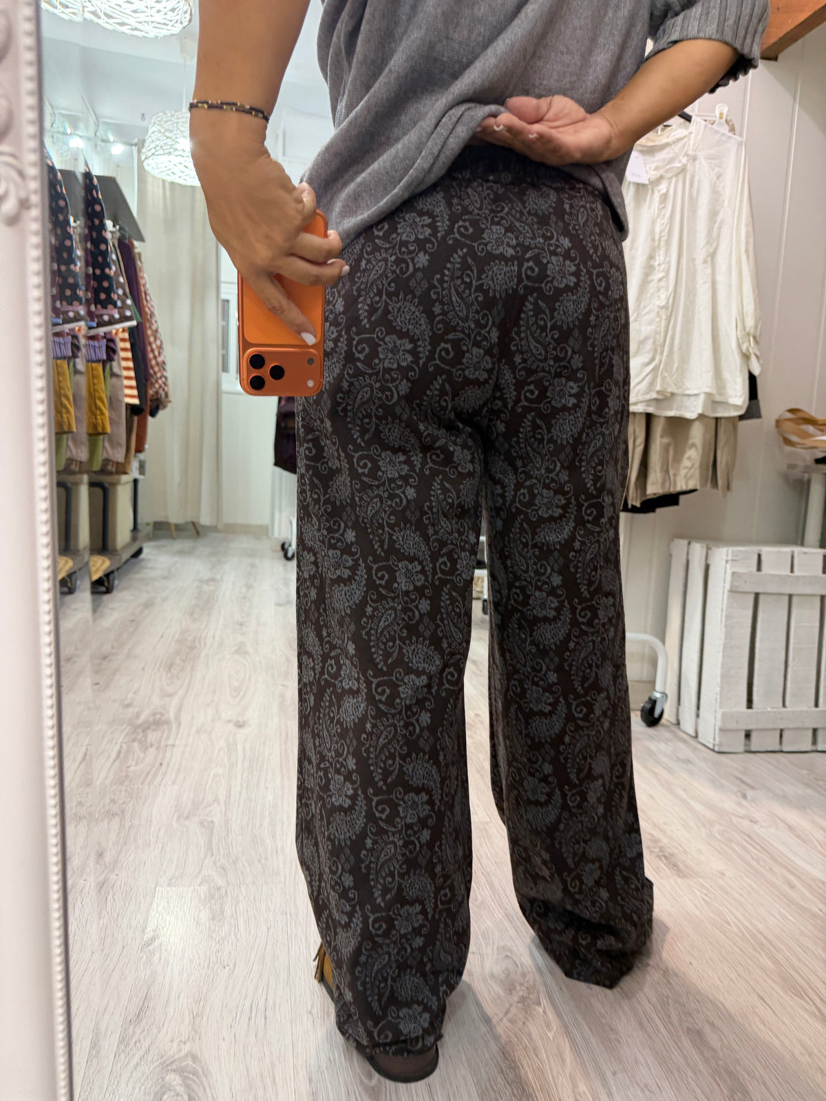 Pantalón Cashmere chocolate y azul jeans