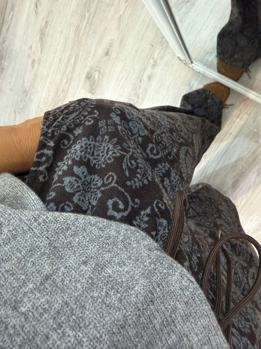 Pantalón Cashmere chocolate y azul jeans
