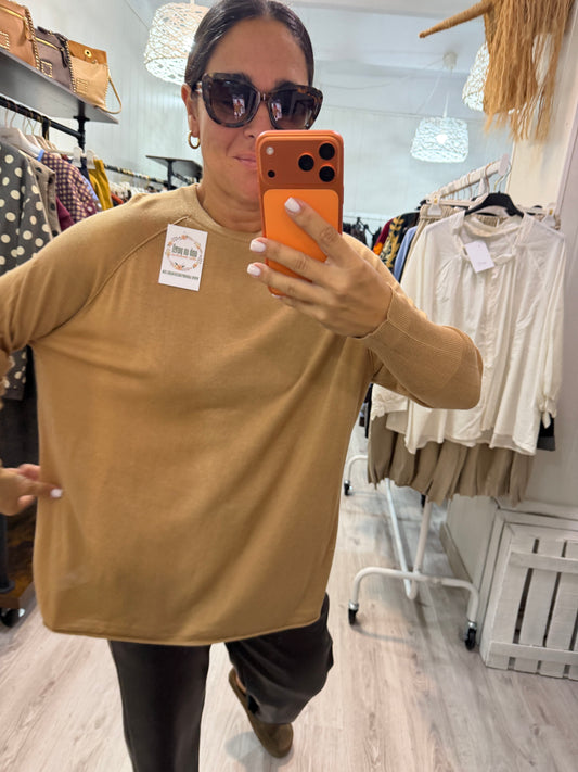 Jersei Puri  oversize camel