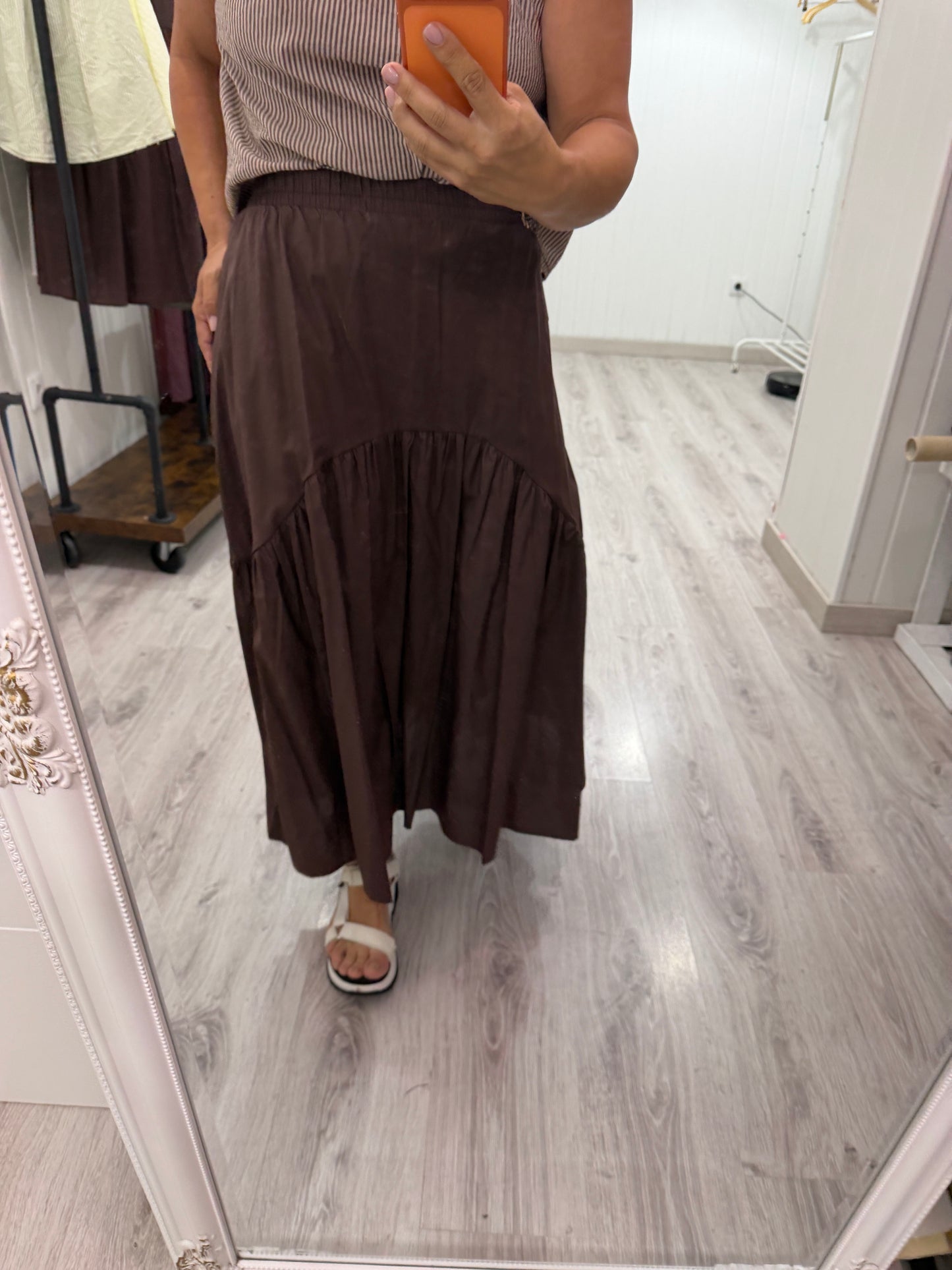 Falda Claudia volante chocolate