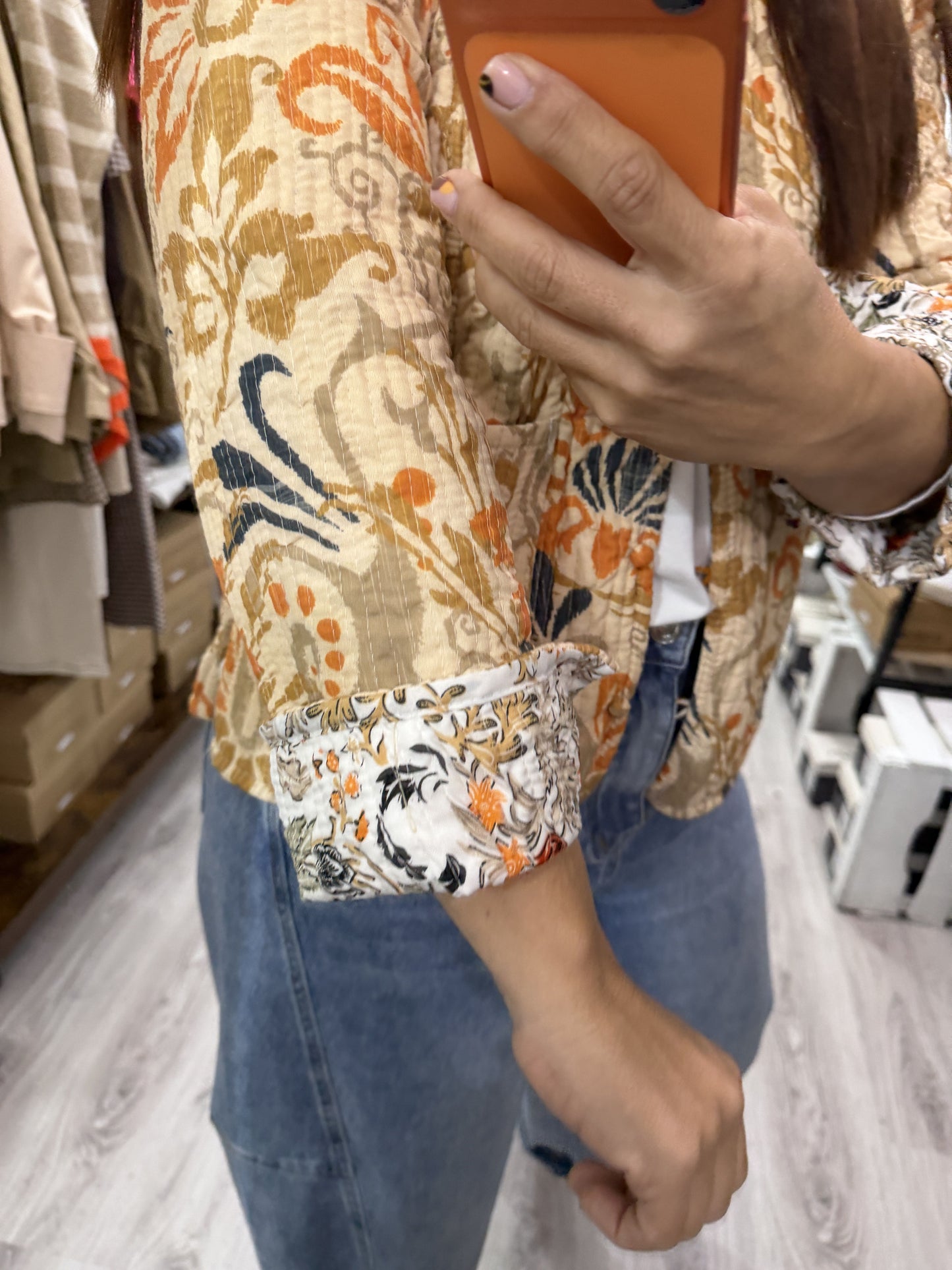 Chaqueta India reversible flores beige y teja