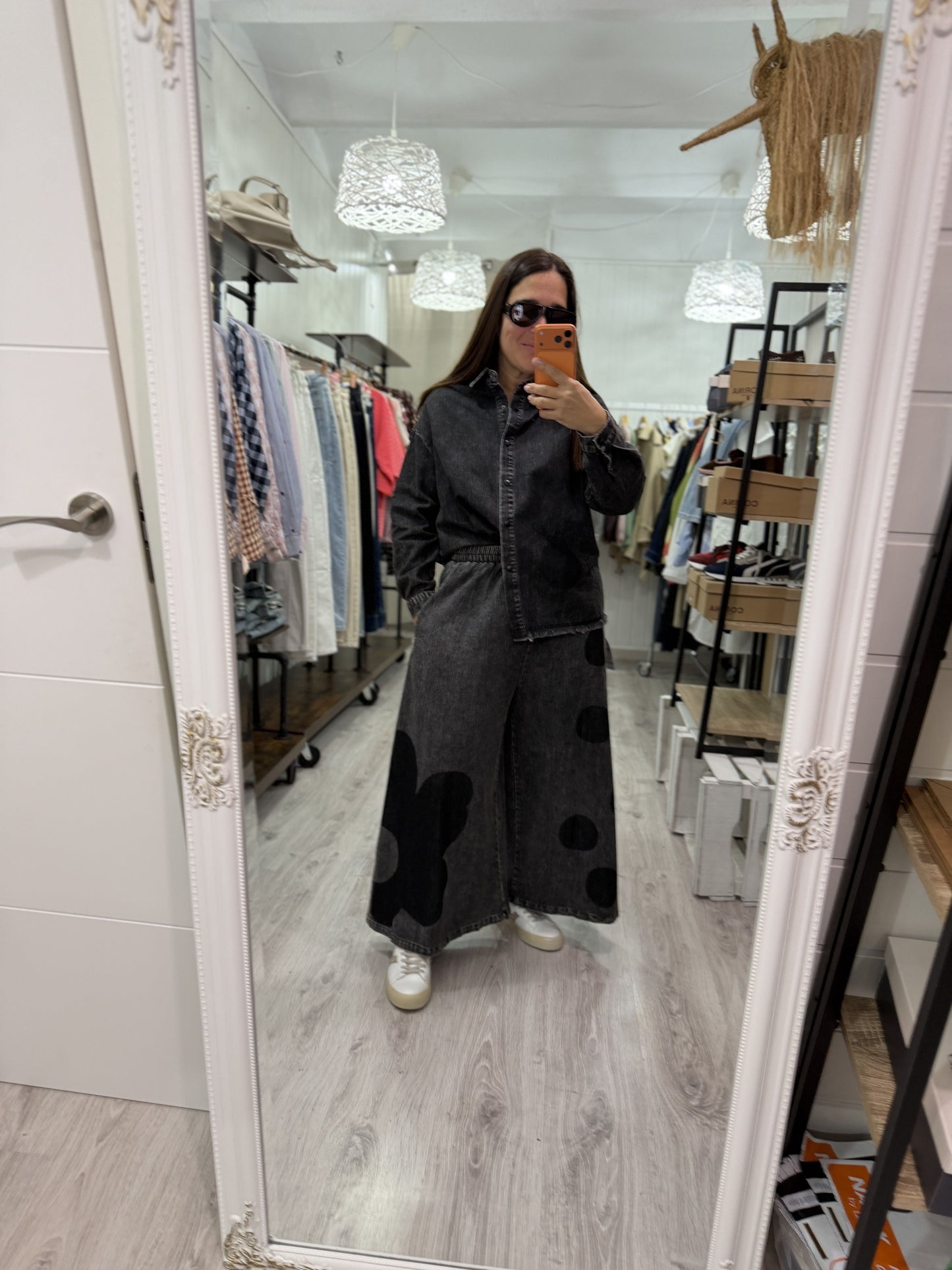 Pantalón Topo Flor efecto falda jeans negro