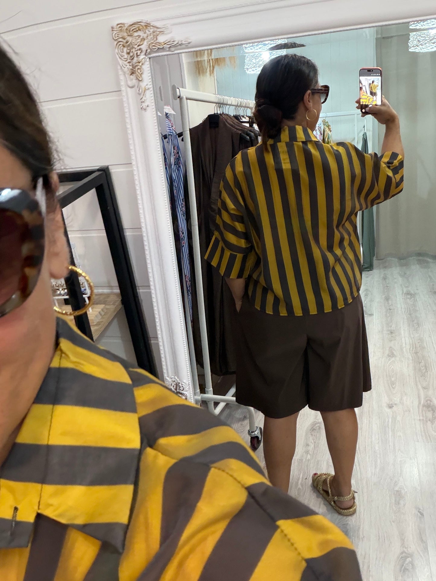 Camisa Barra mostaza y chocolate