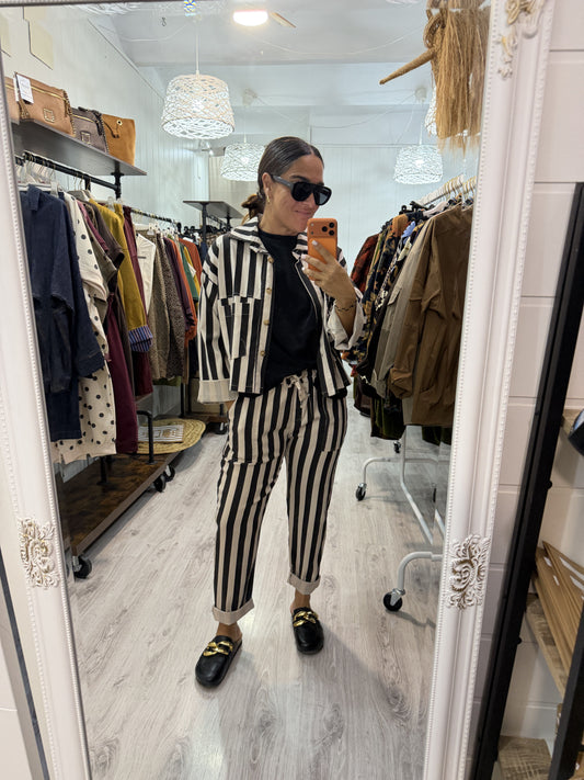 Conjunto Lisboa negro y marfil
