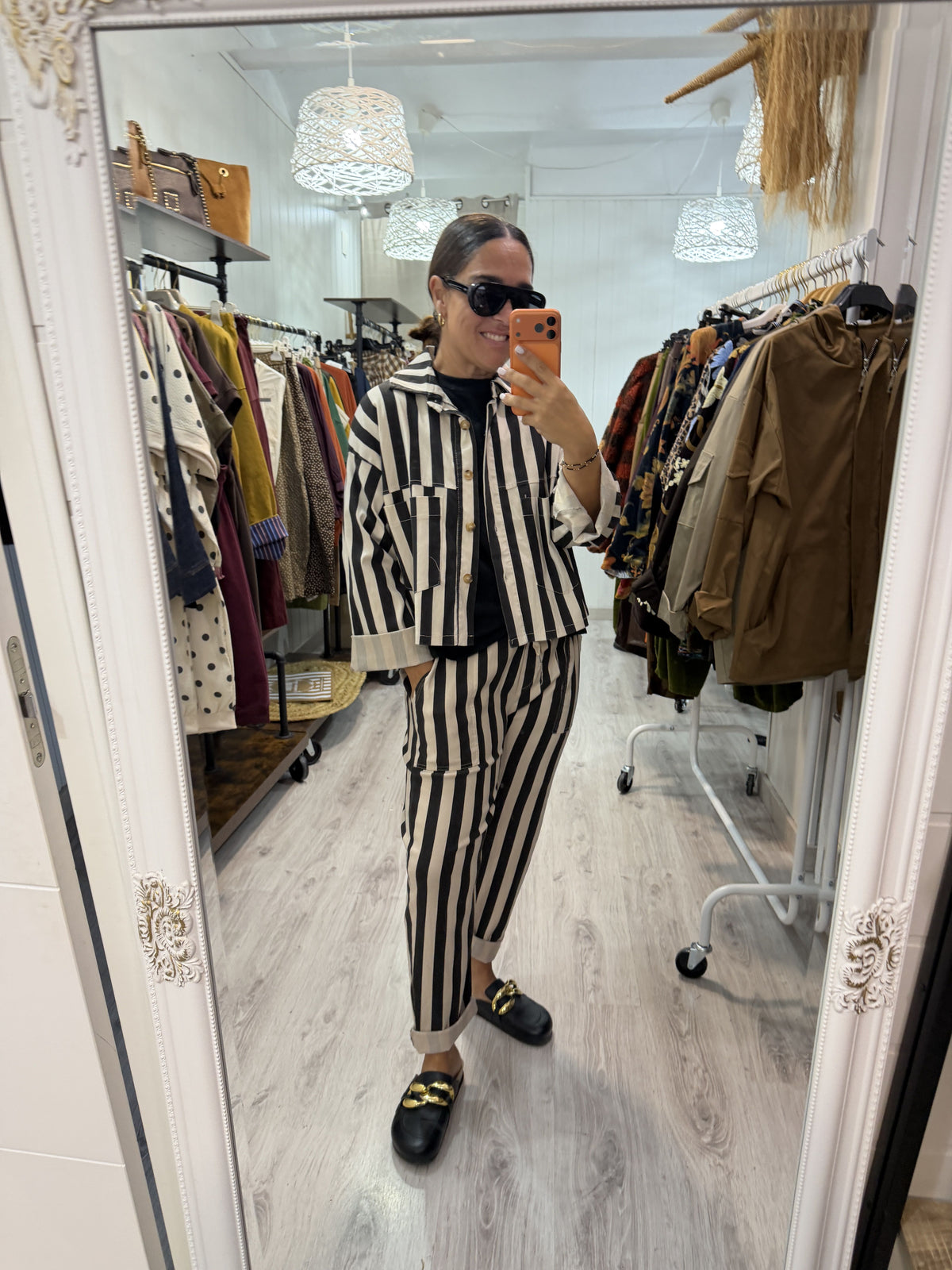 Conjunto Lisboa negro y marfil