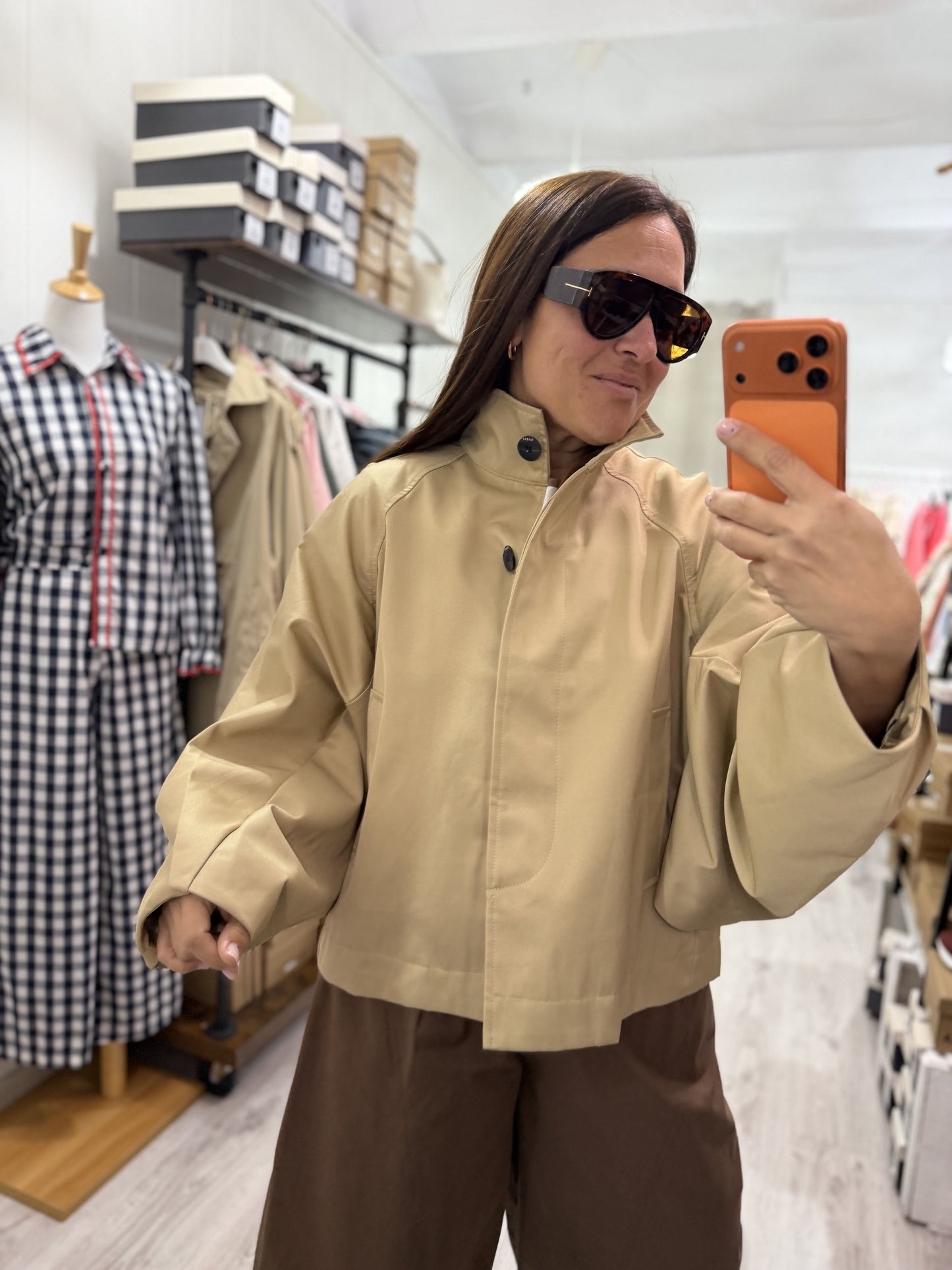 Gabardina Nekane camel