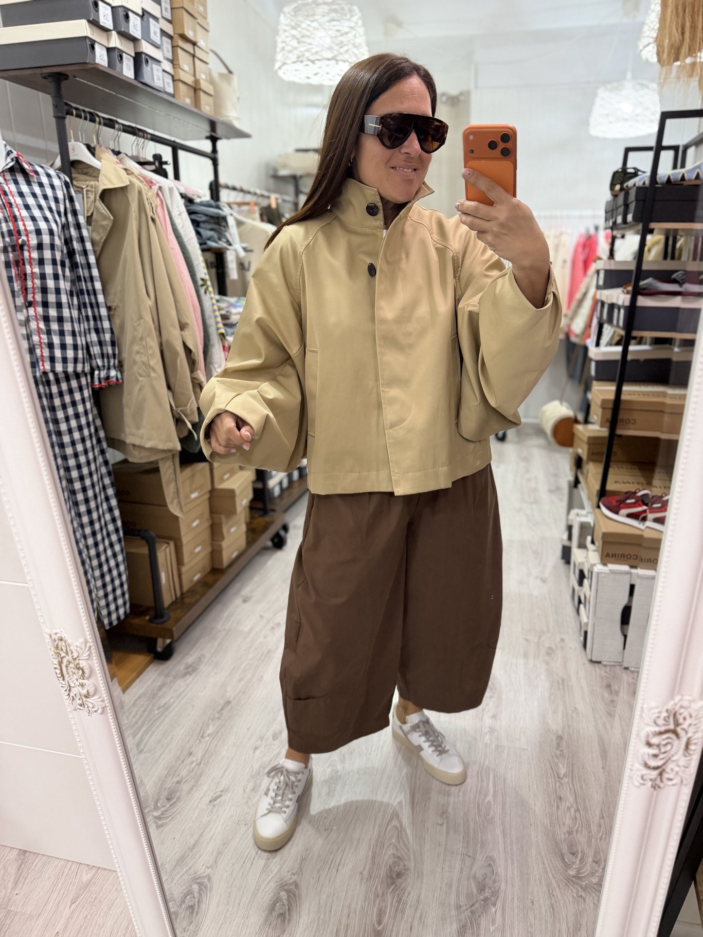 Gabardina Nekane camel