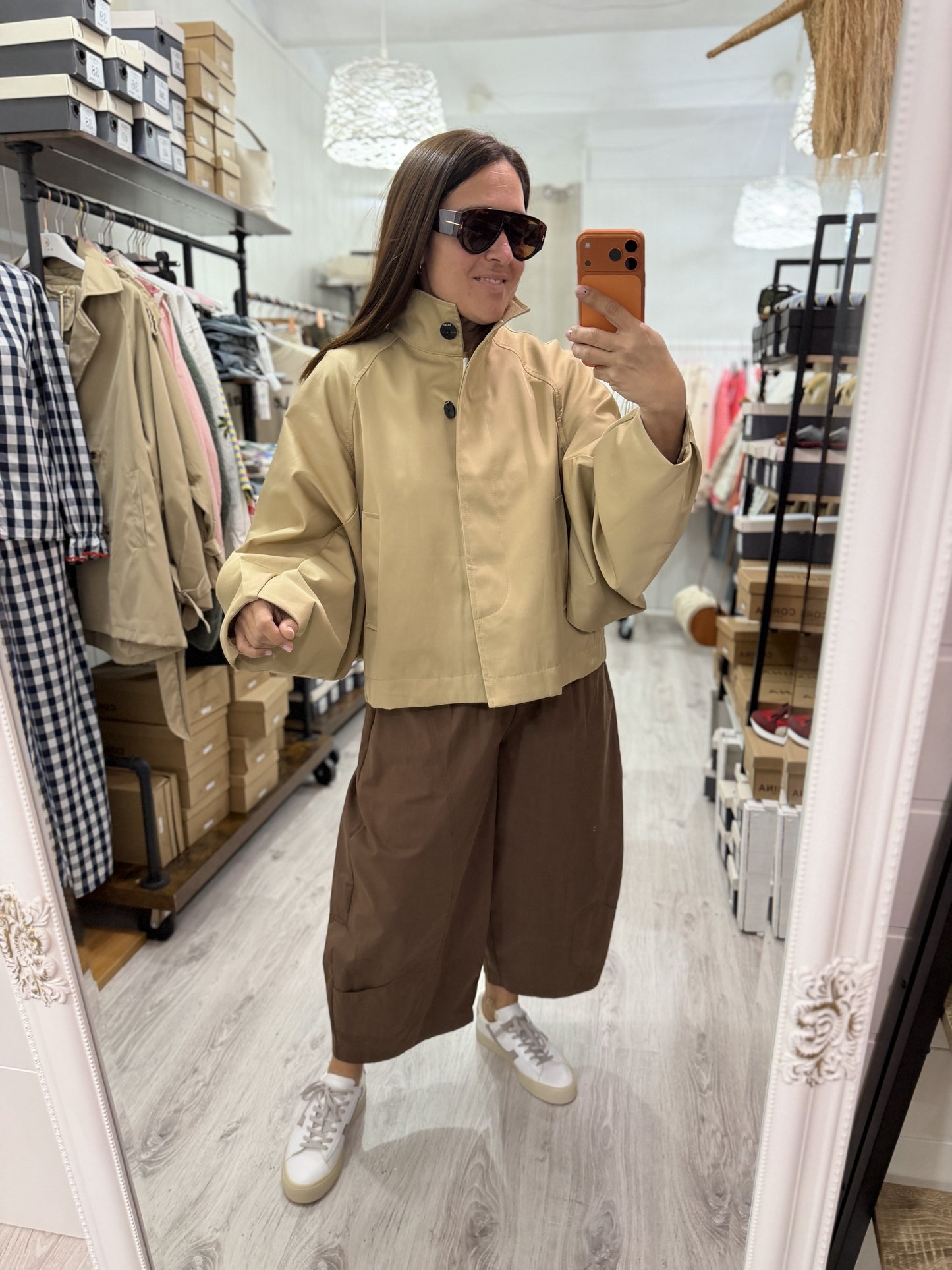 Gabardina Nekane camel