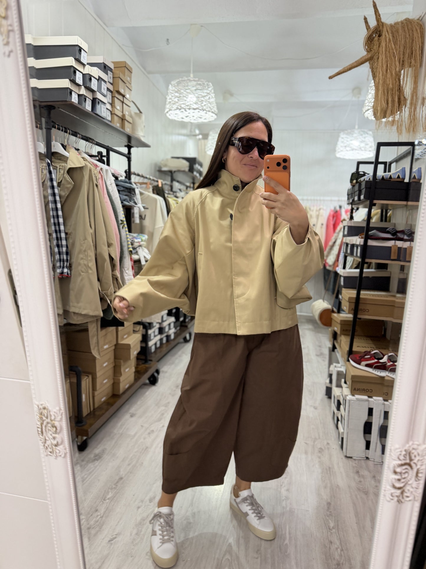 Gabardina Nekane camel