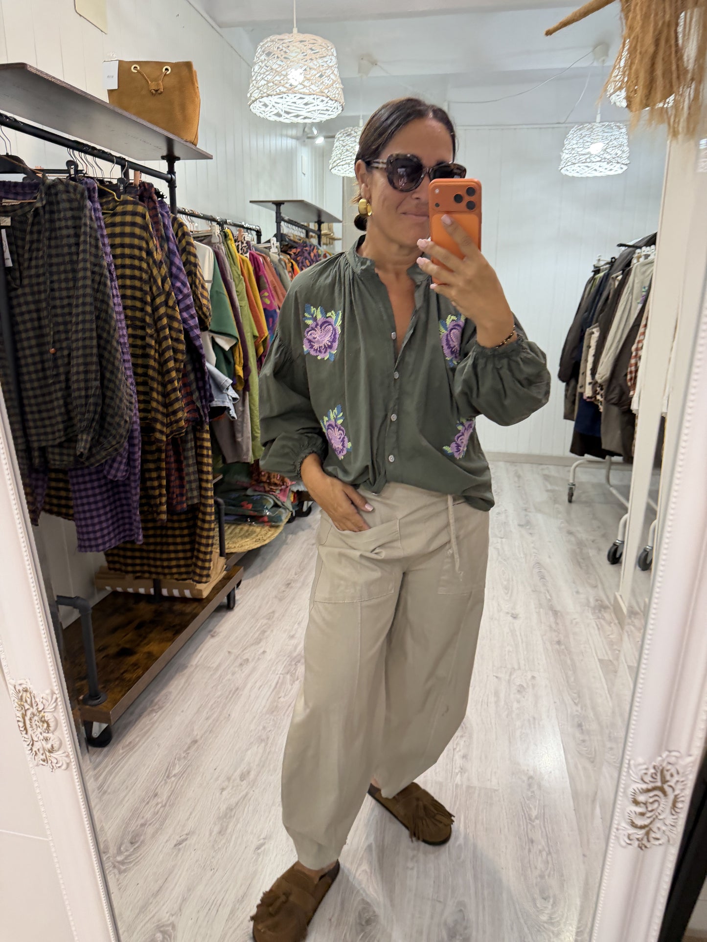 Blusa Kiku kaki
