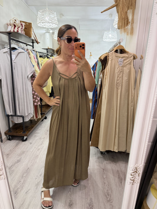 Vestido Escote camel