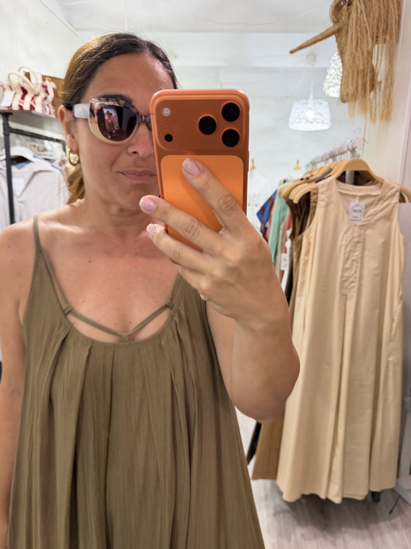 Vestido Escote camel
