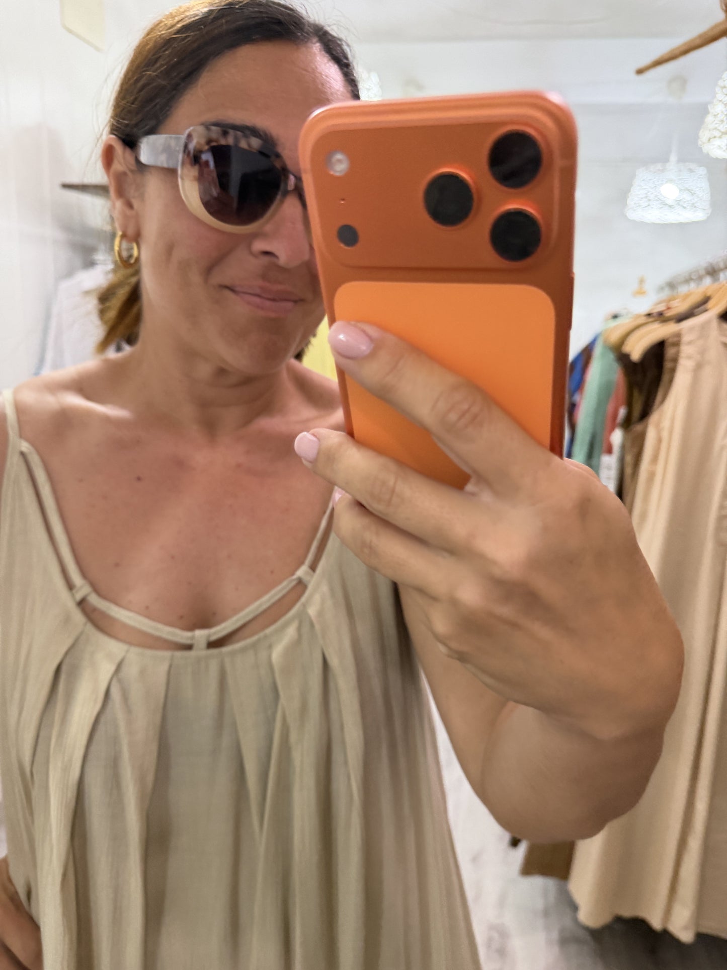 Vestido Escote beige