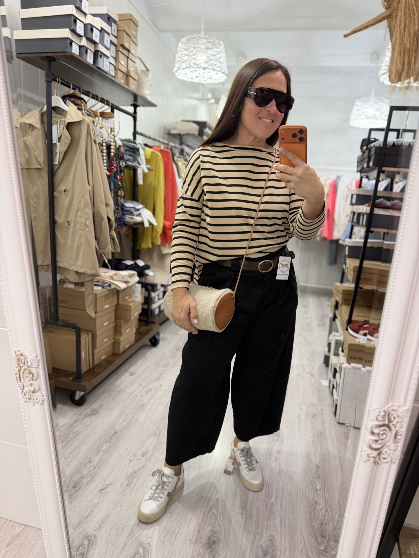 Camiseta Zumaia camel y negro