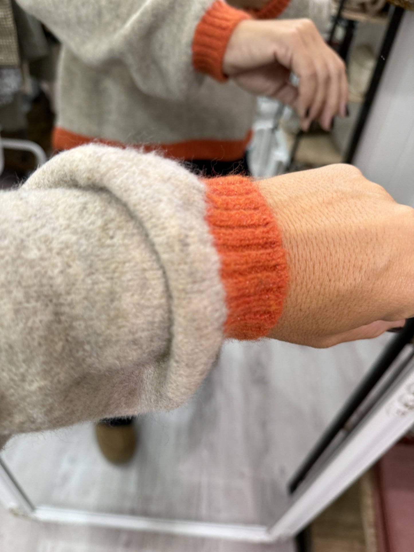 Jersei Camila pico beige, marrón y naranja