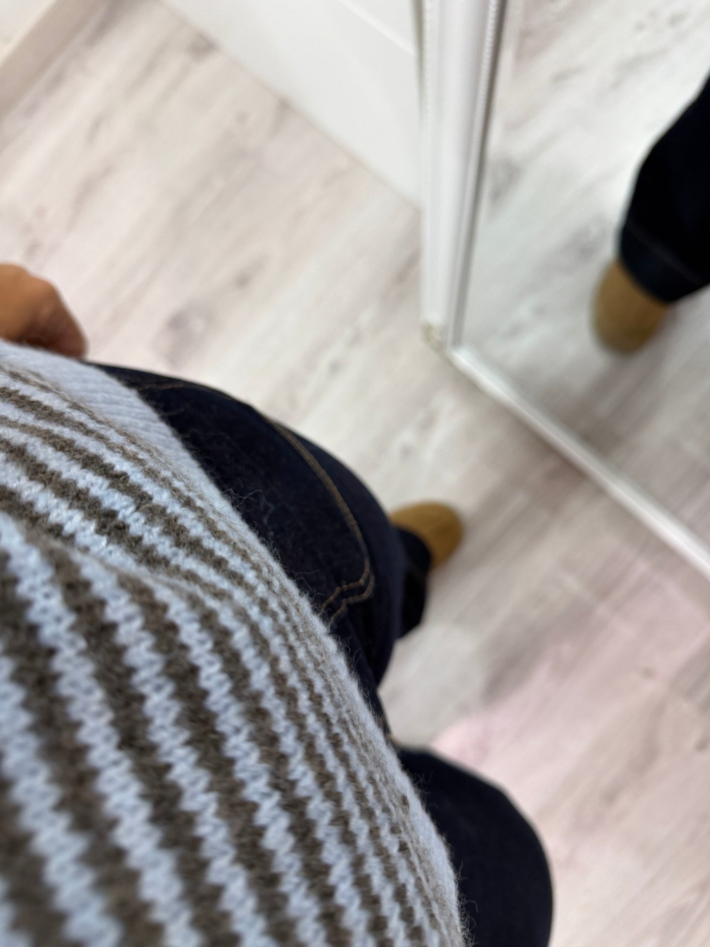 Jersei Milrayas cielo y gris