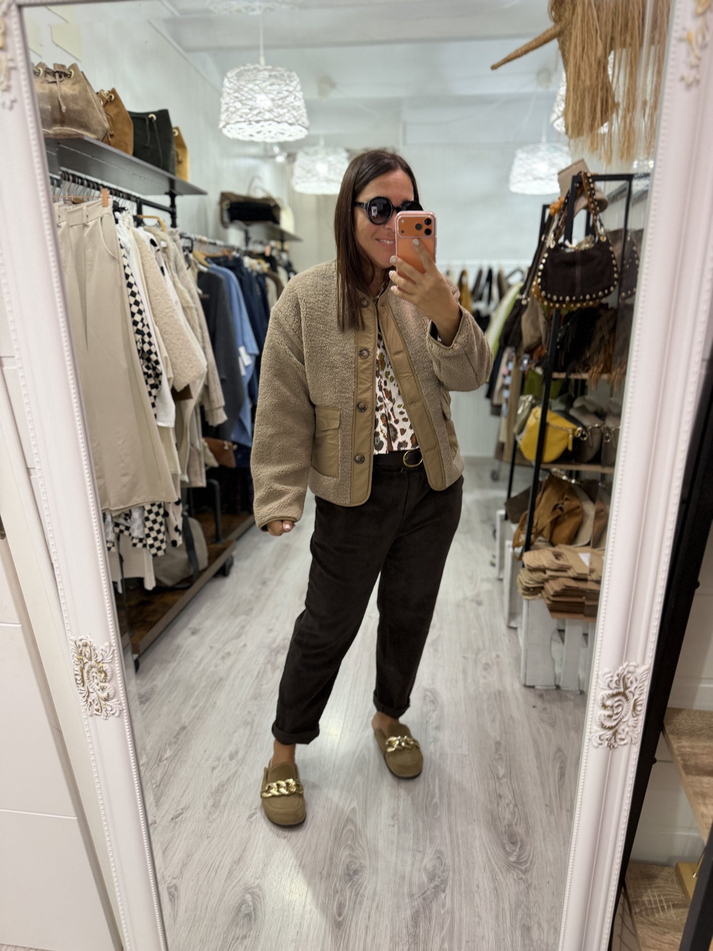 Pantalón Barrel pana chocolate