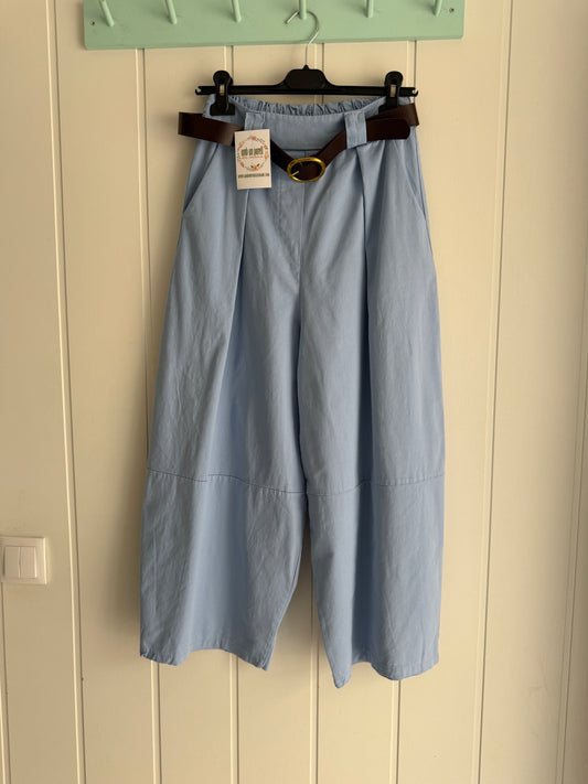 Pantalón Izaskun cielo