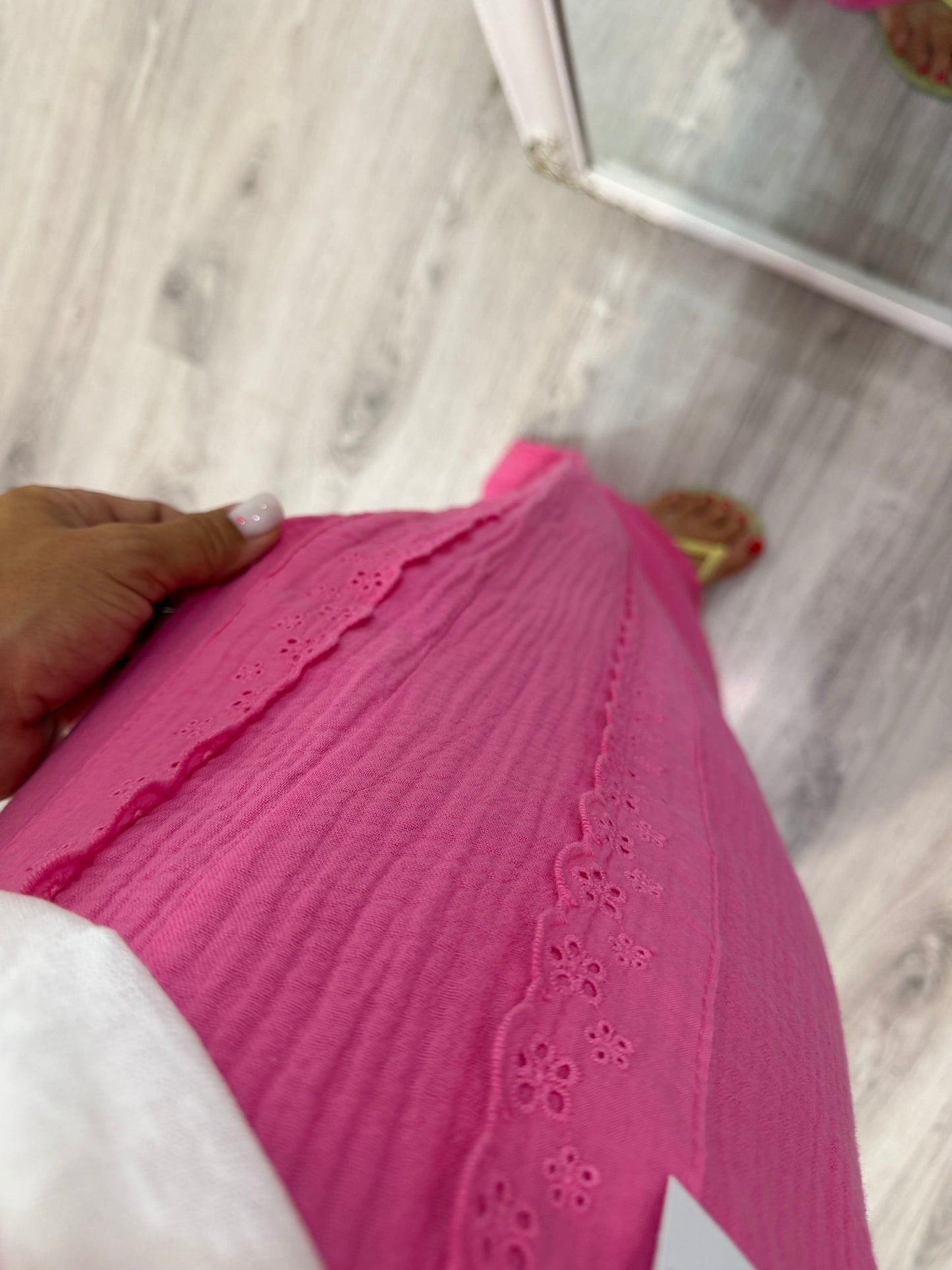 Pantalón Bambula puntillas fucsia