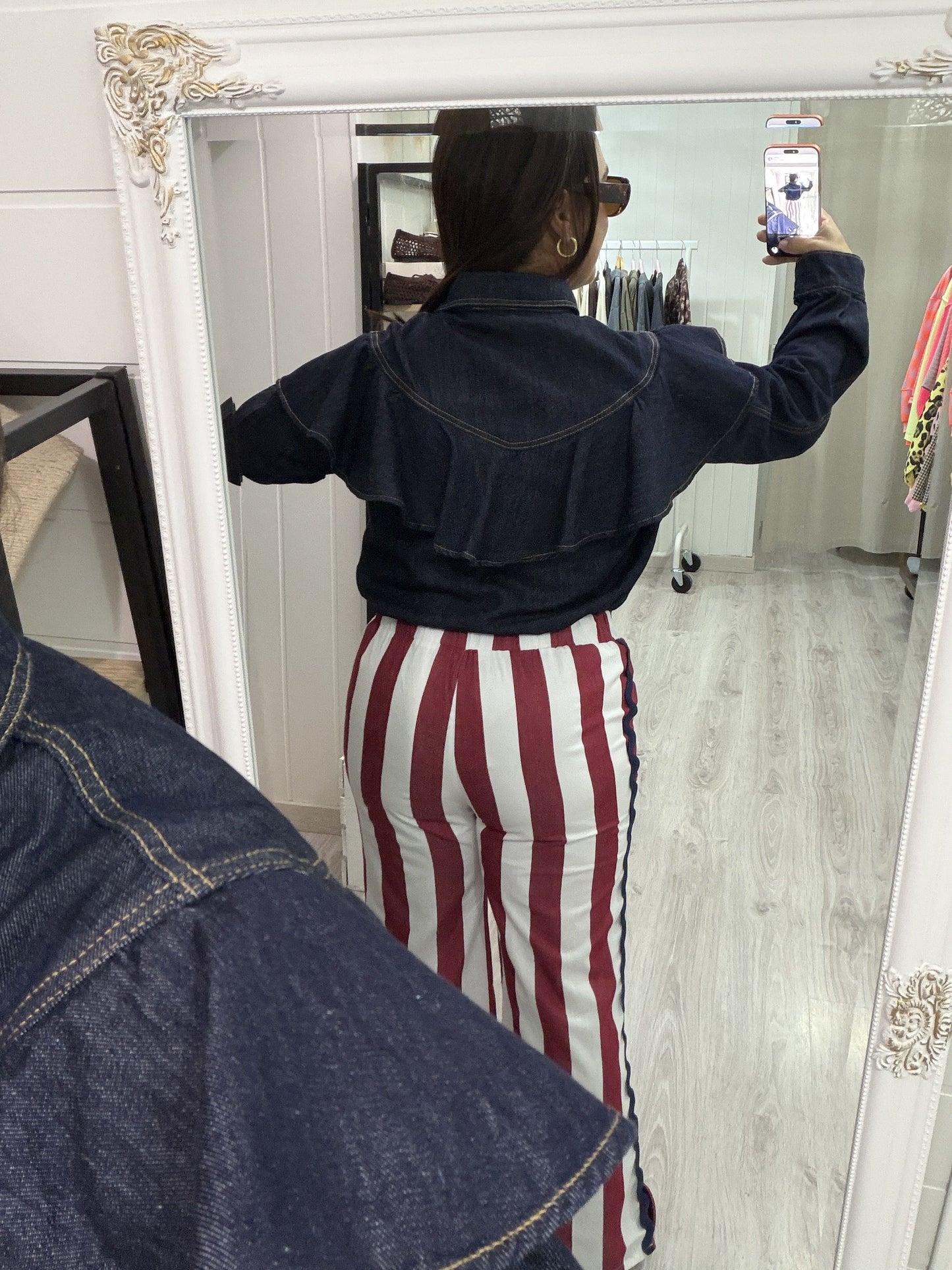 Pantalón Rayas Maca burdeos