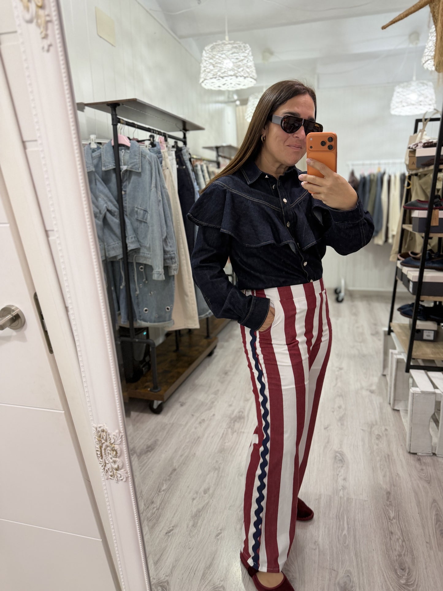 Pantalón Rayas Maca burdeos