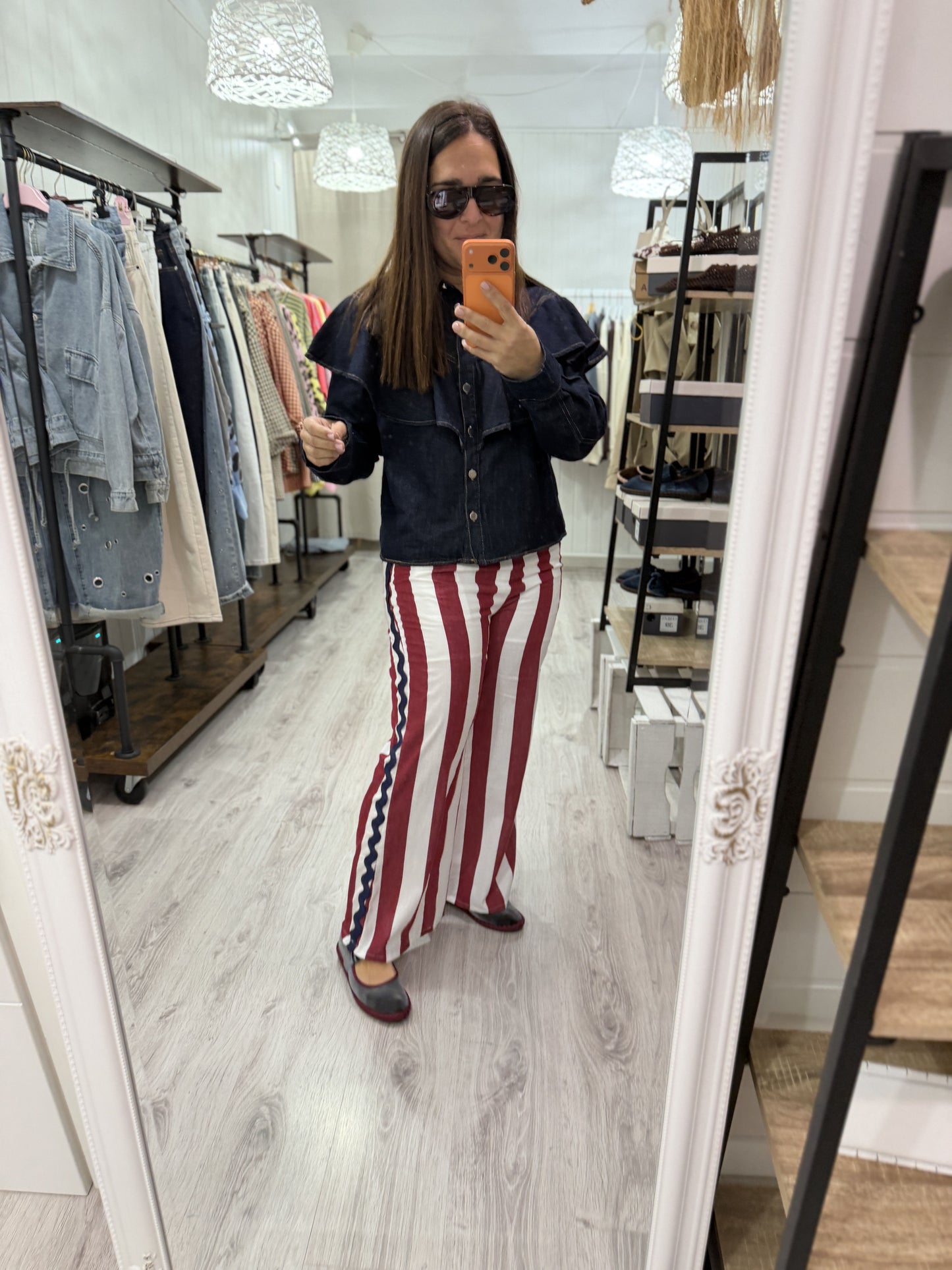 Pantalón Rayas Maca burdeos