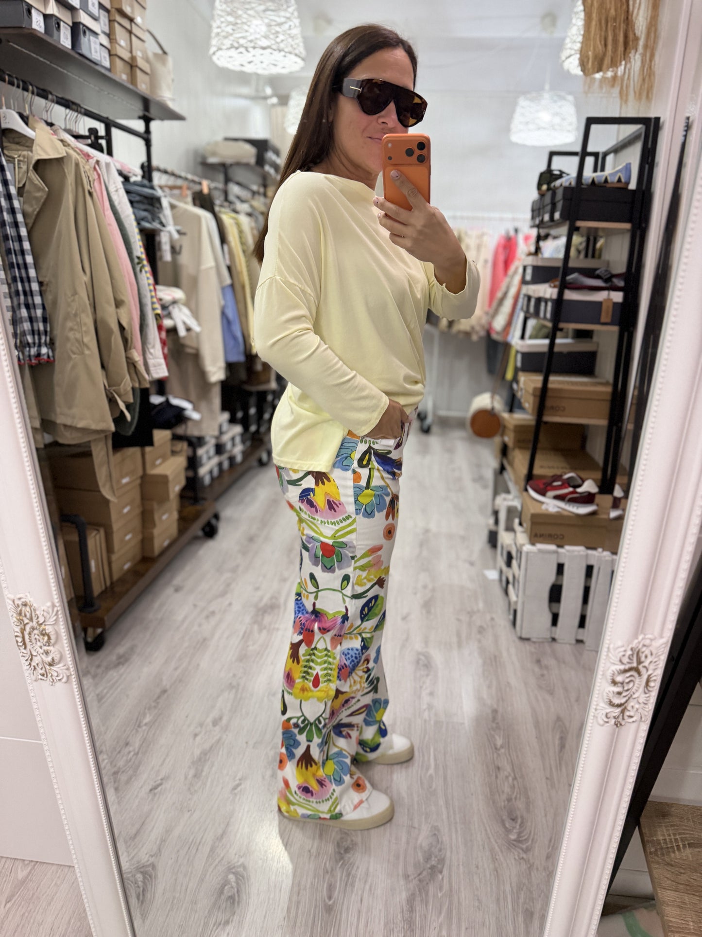 Camiseta Bardot cuello barco amarillo