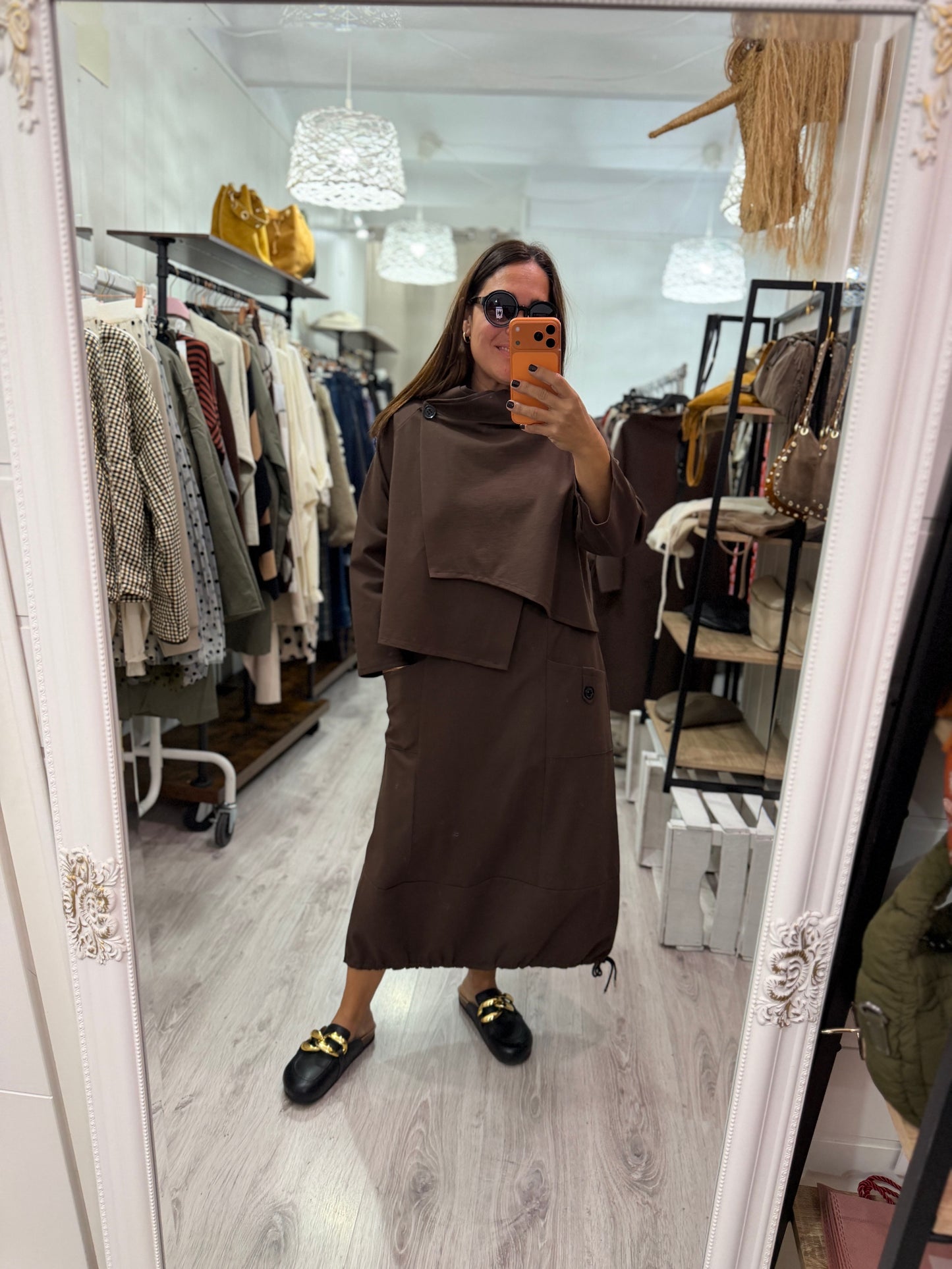 Chaqueta Botón punto roma chocolate