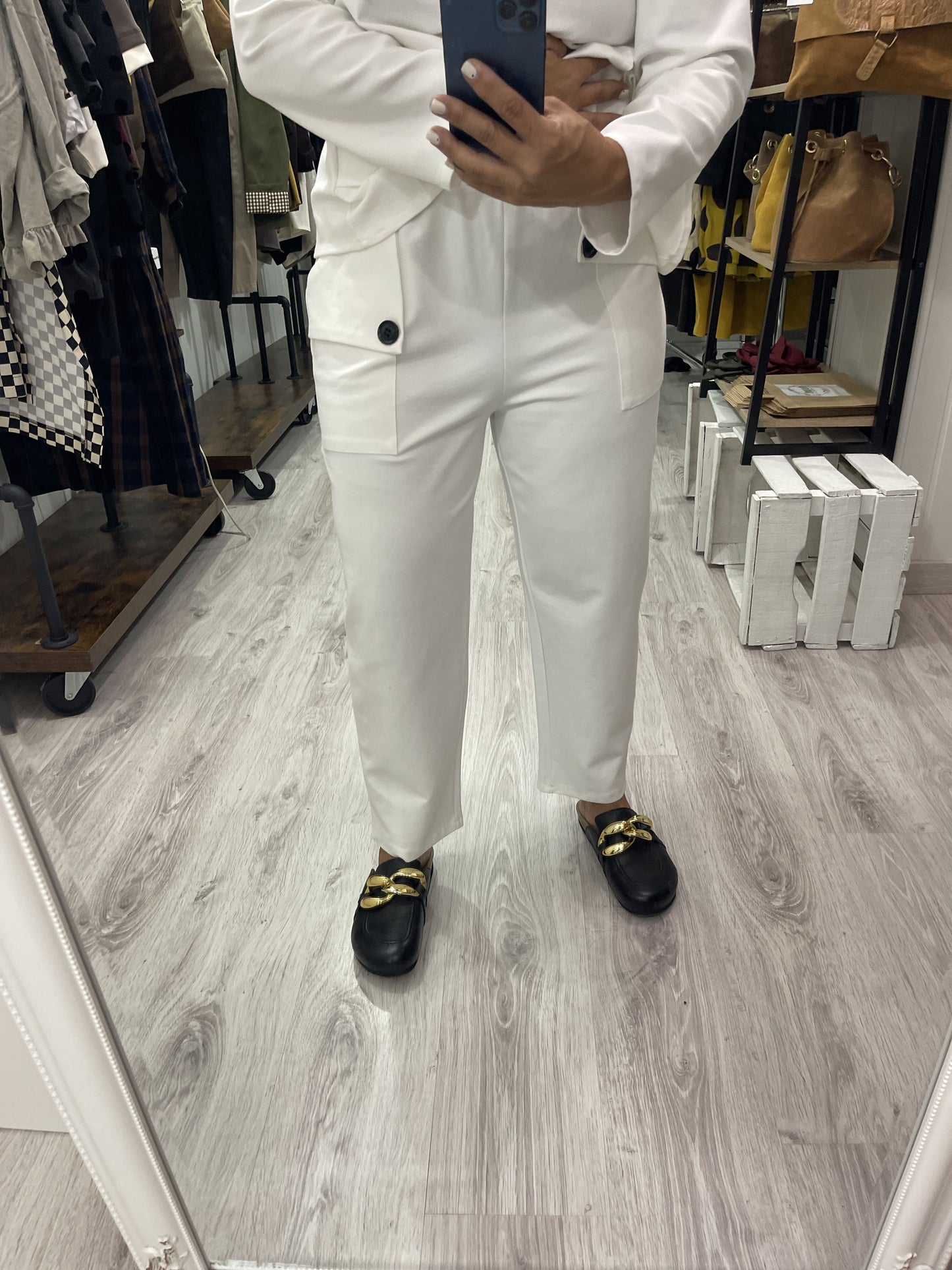 Pantalón Buttons punto roma blanco