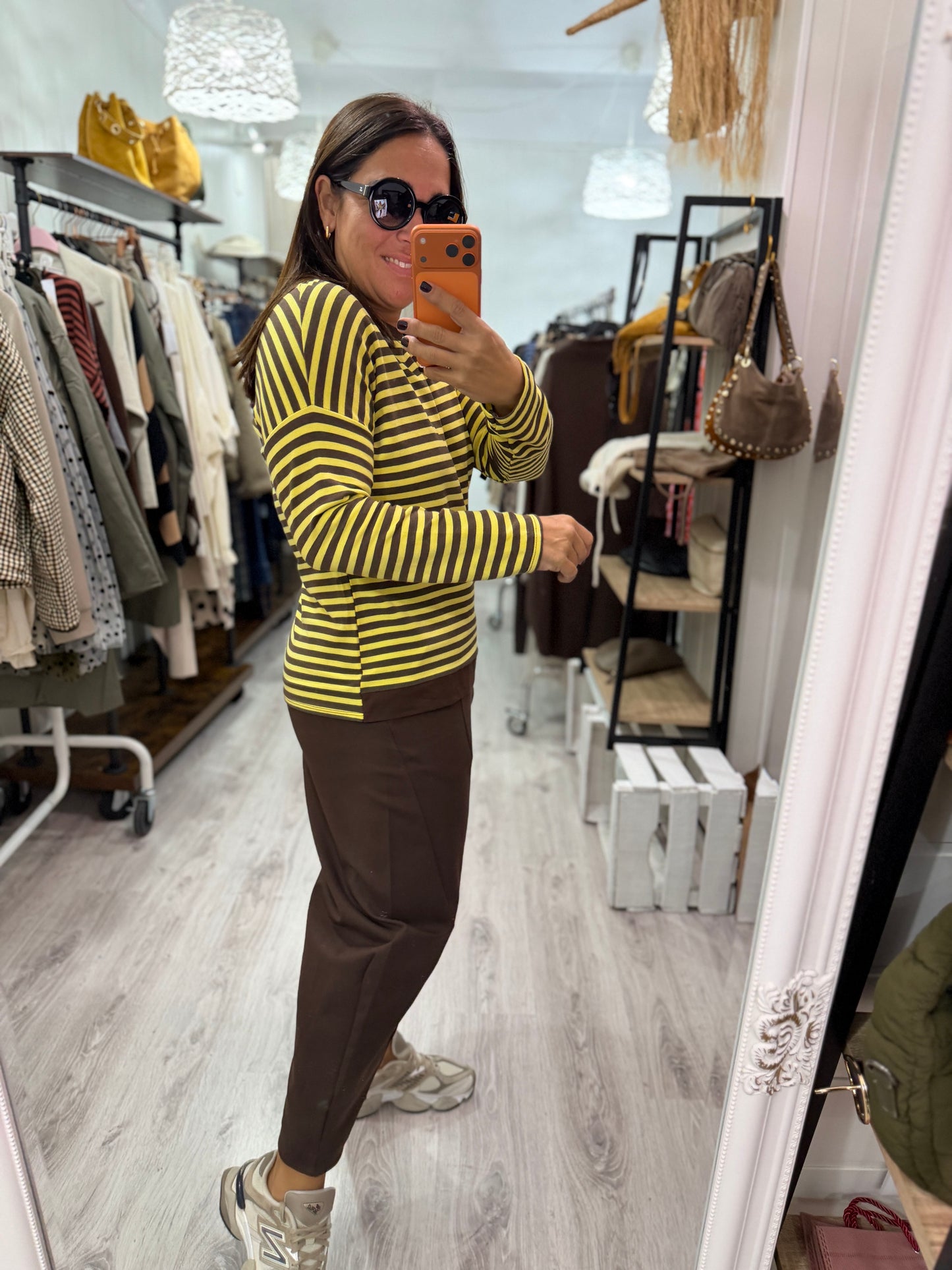 Sudadera Navy Ainara amarillo y chocolate