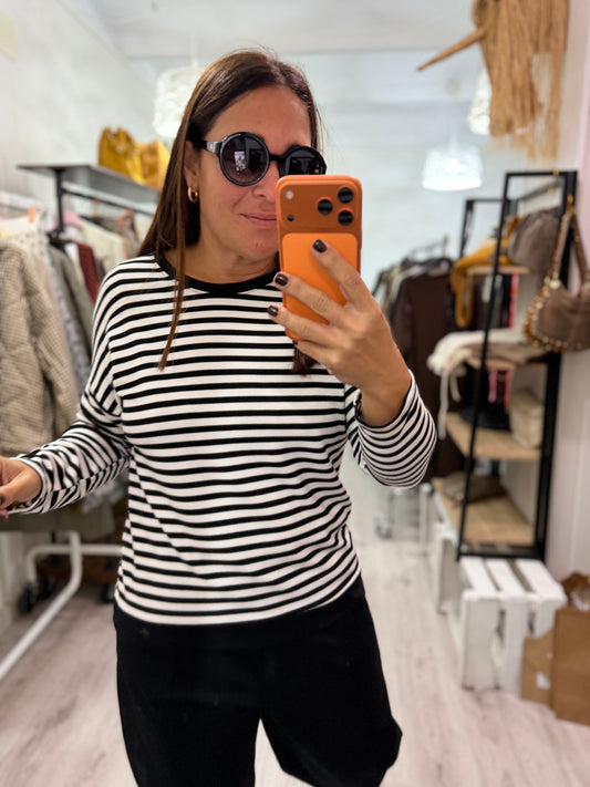 Sudadera Navy Ainara blanco y negro