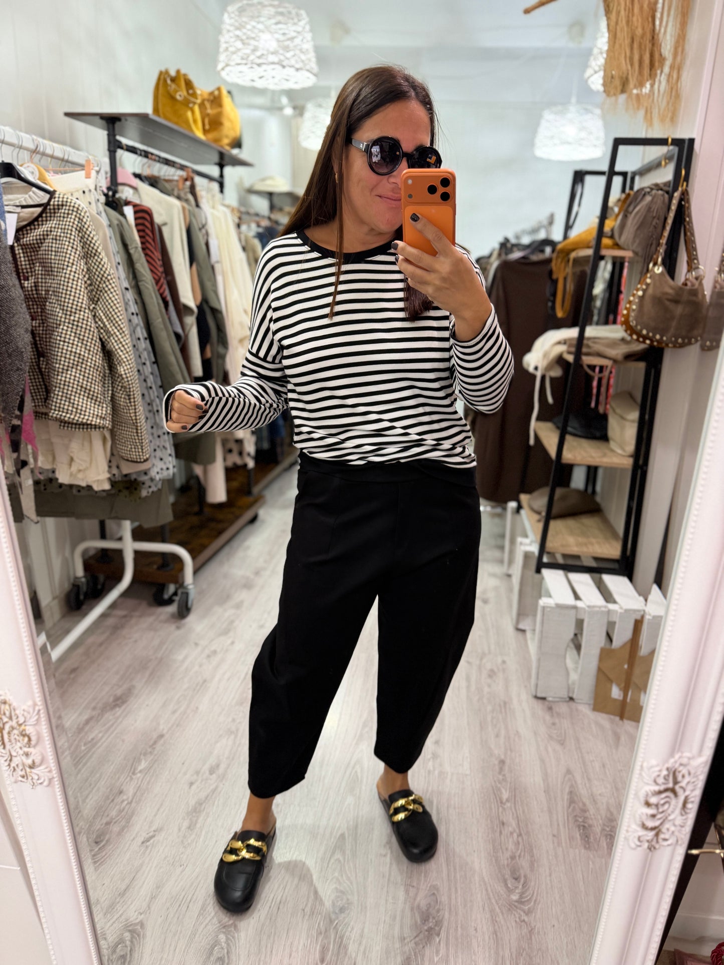 Sudadera Navy Ainara blanco y negro