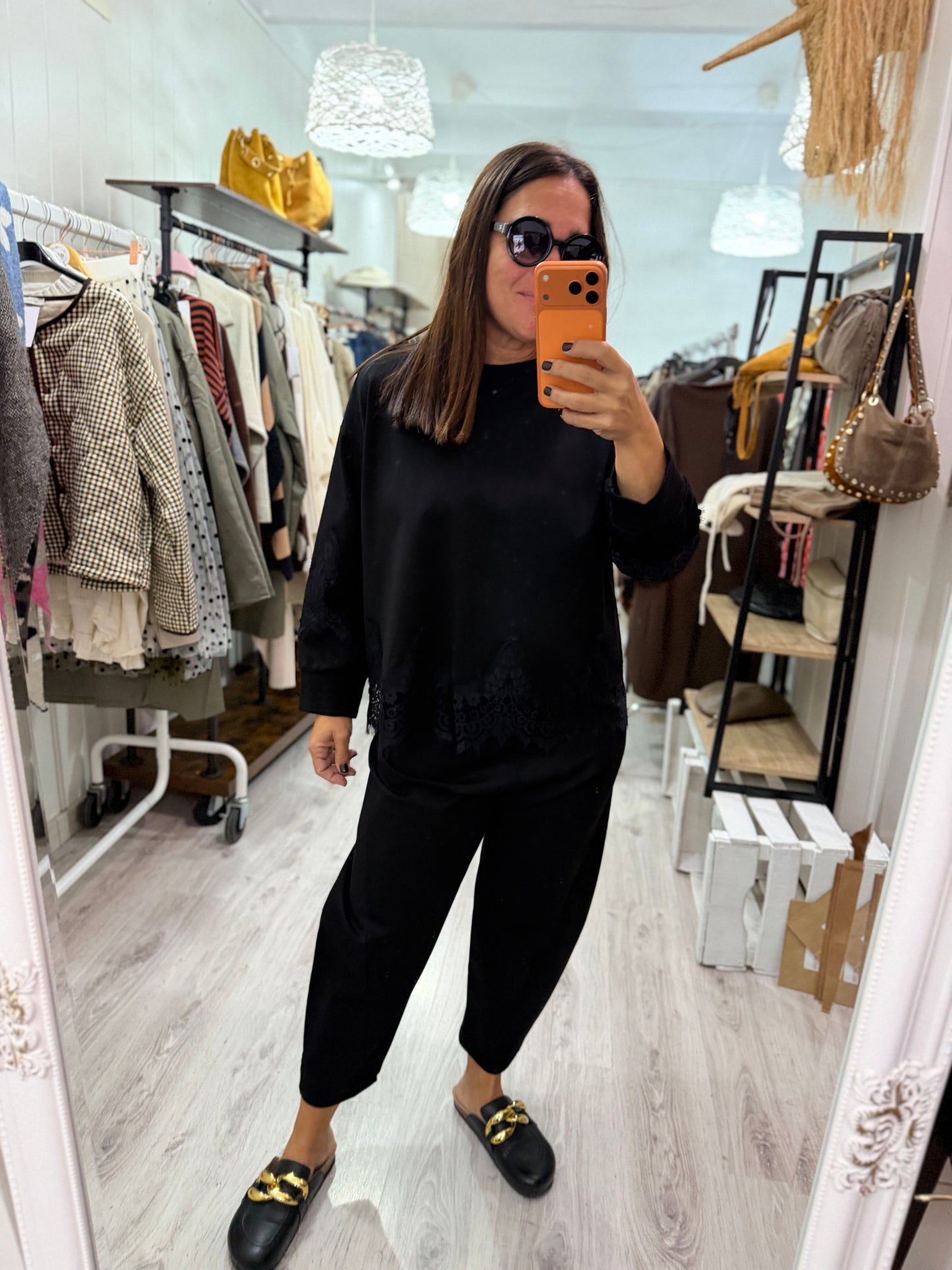 Sudadera Lace punto roma negro