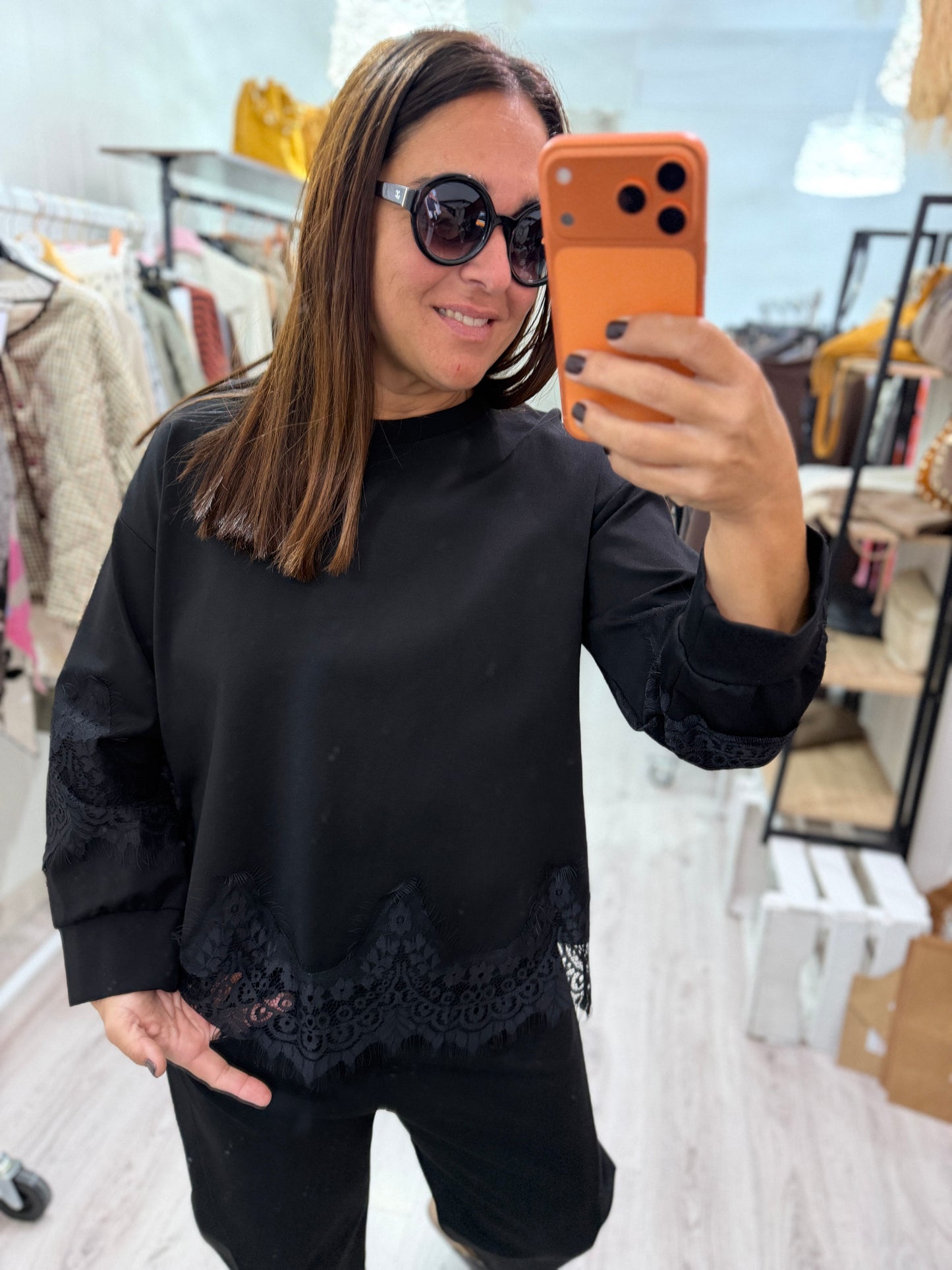 Sudadera Lace punto roma negro