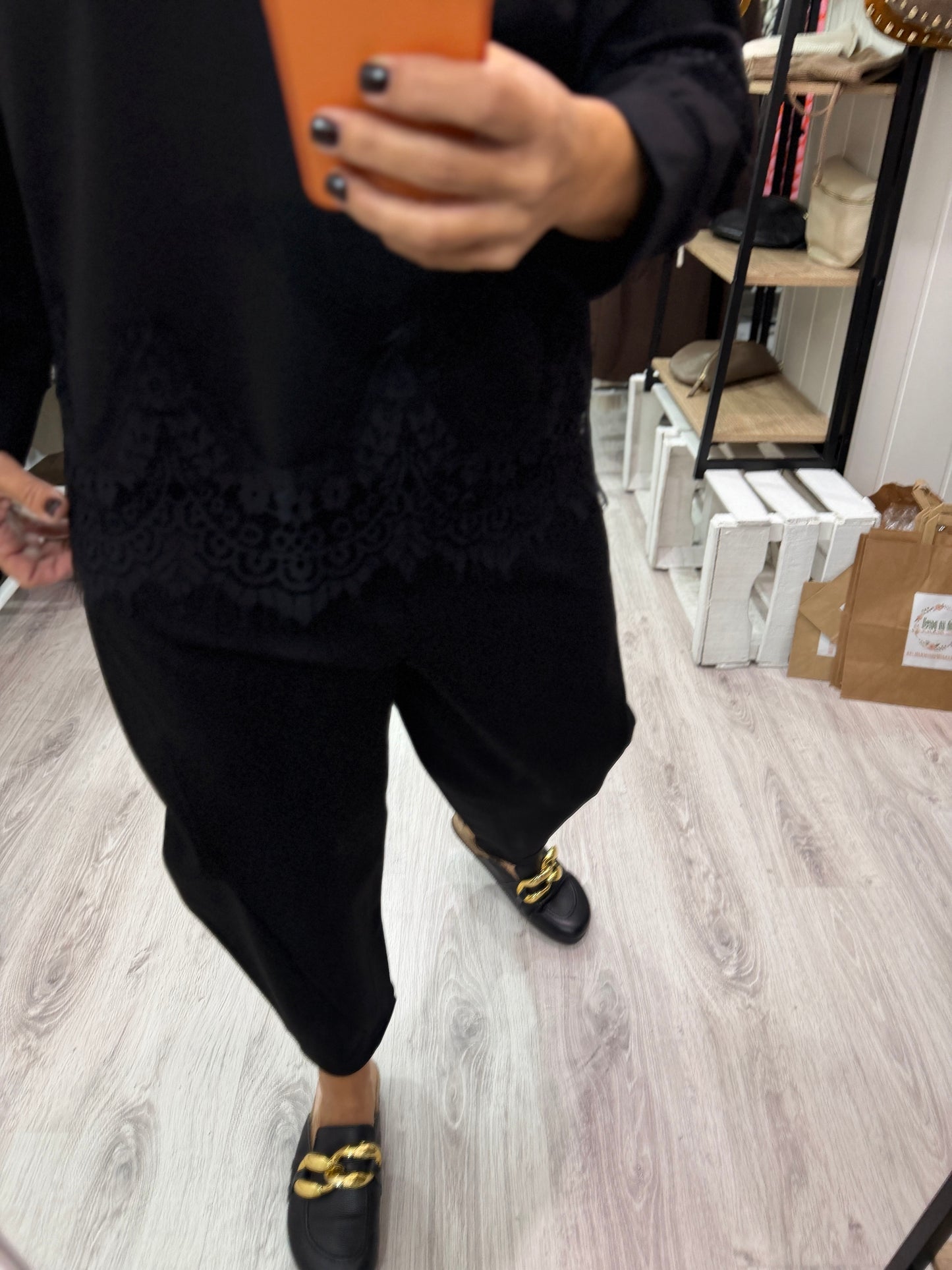 Sudadera Lace punto roma negro