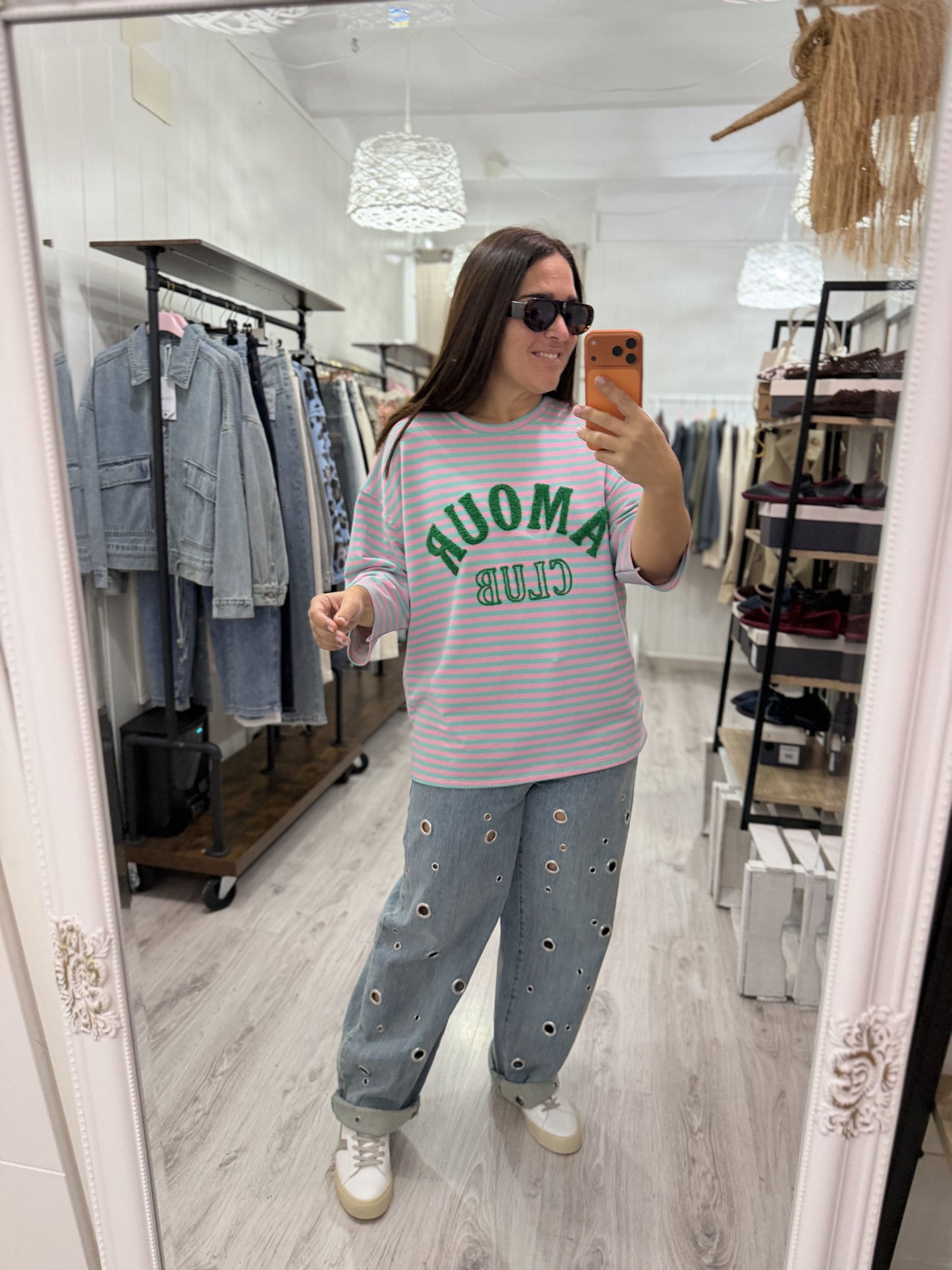 Sudadera Amour Club fluor verde y rosa