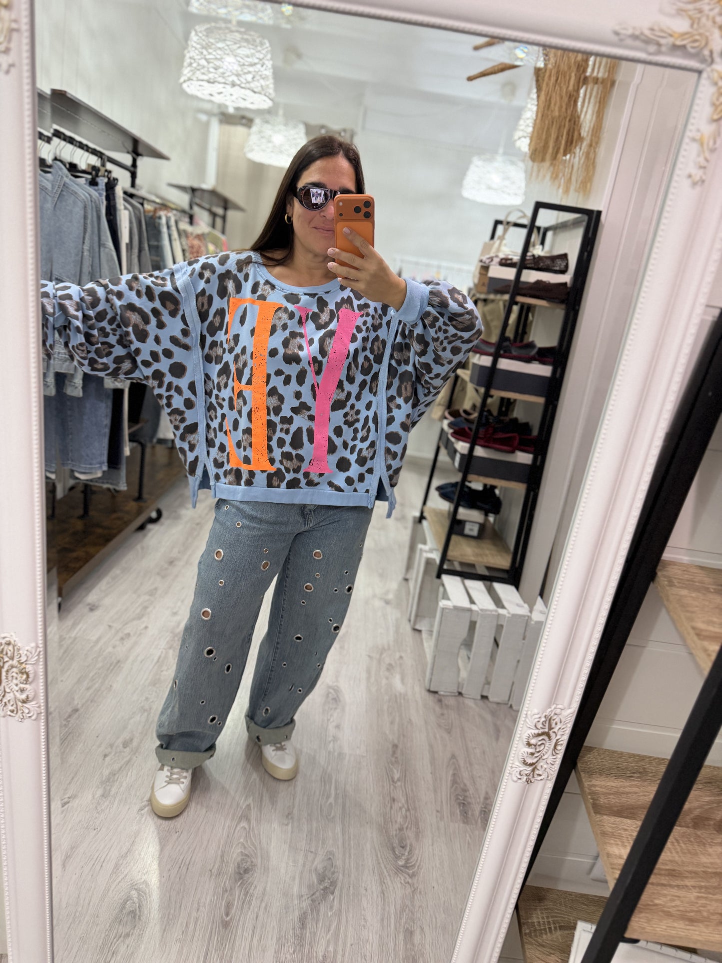 Sudadera Yeah oversize fluor azul