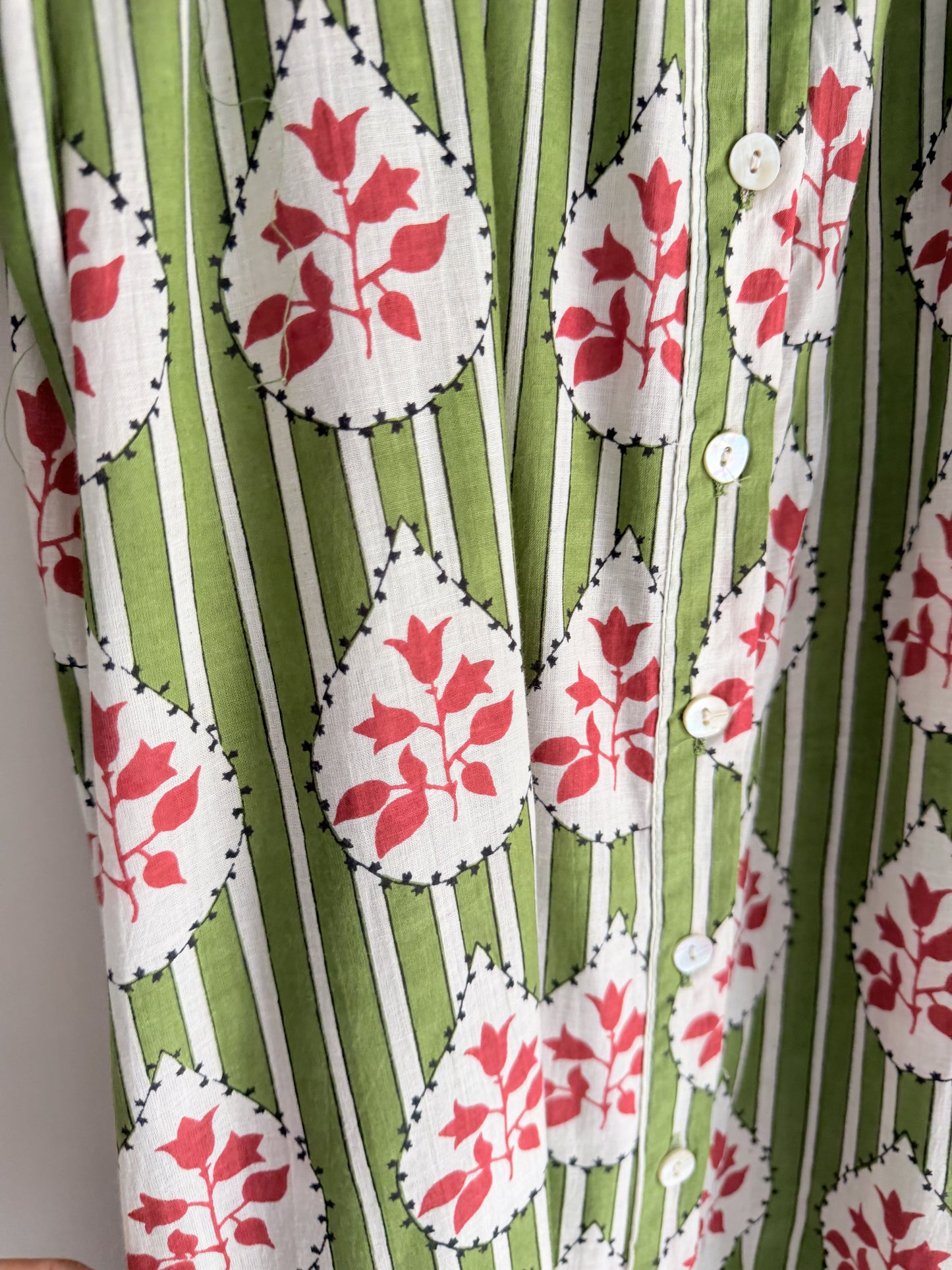 Vestido Sira largo · Verde buganvilla